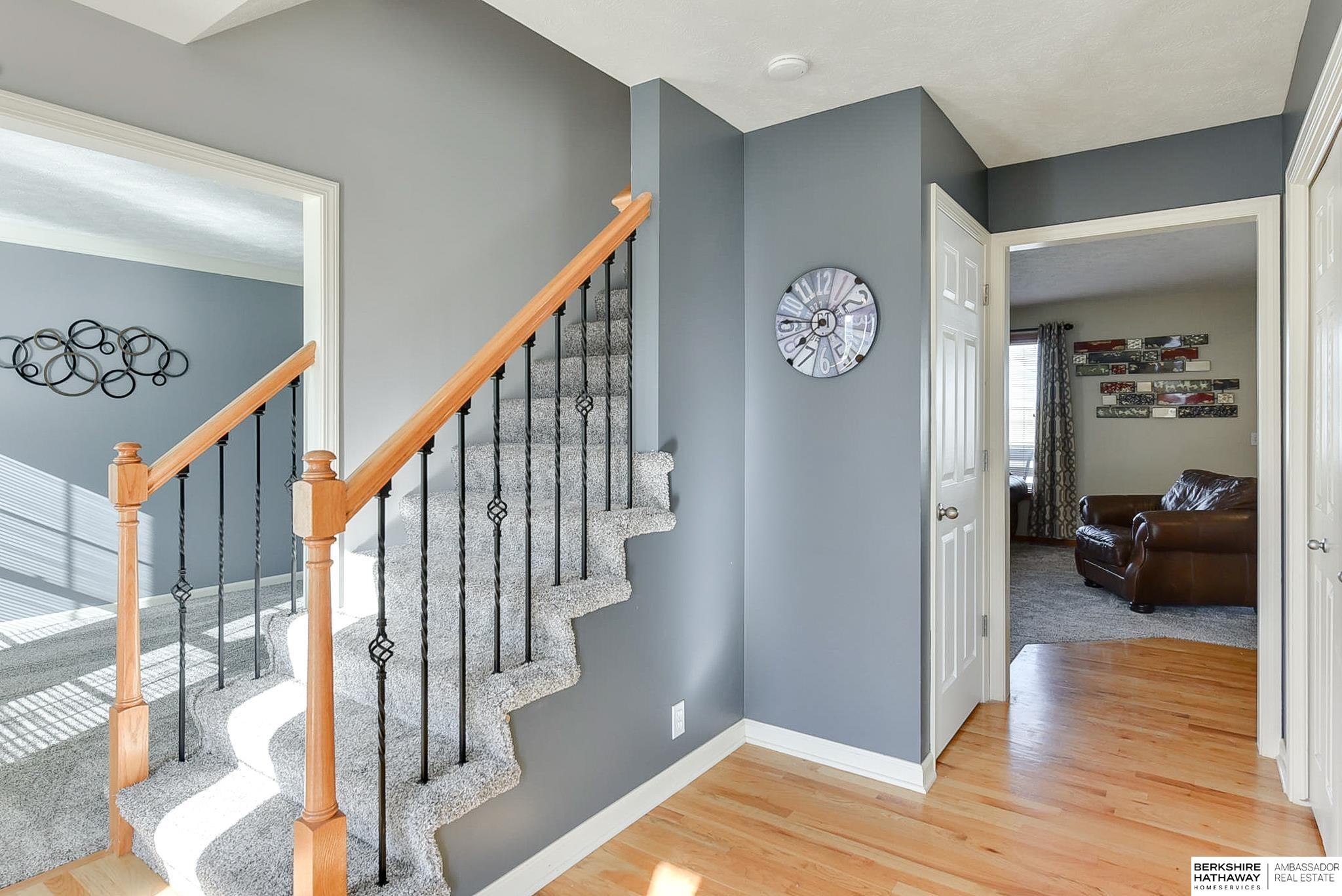 Omaha, Nebraska 68116, United States, 5 Bedrooms Bedrooms, ,3 BathroomsBathrooms,Residential,Pending,41645