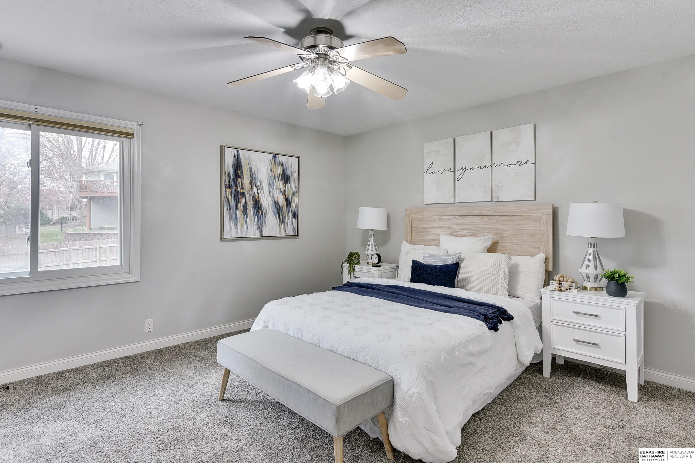 Omaha, Nebraska 68135, United States, 3 Bedrooms Bedrooms, ,3 BathroomsBathrooms,Residential,Pending,101819