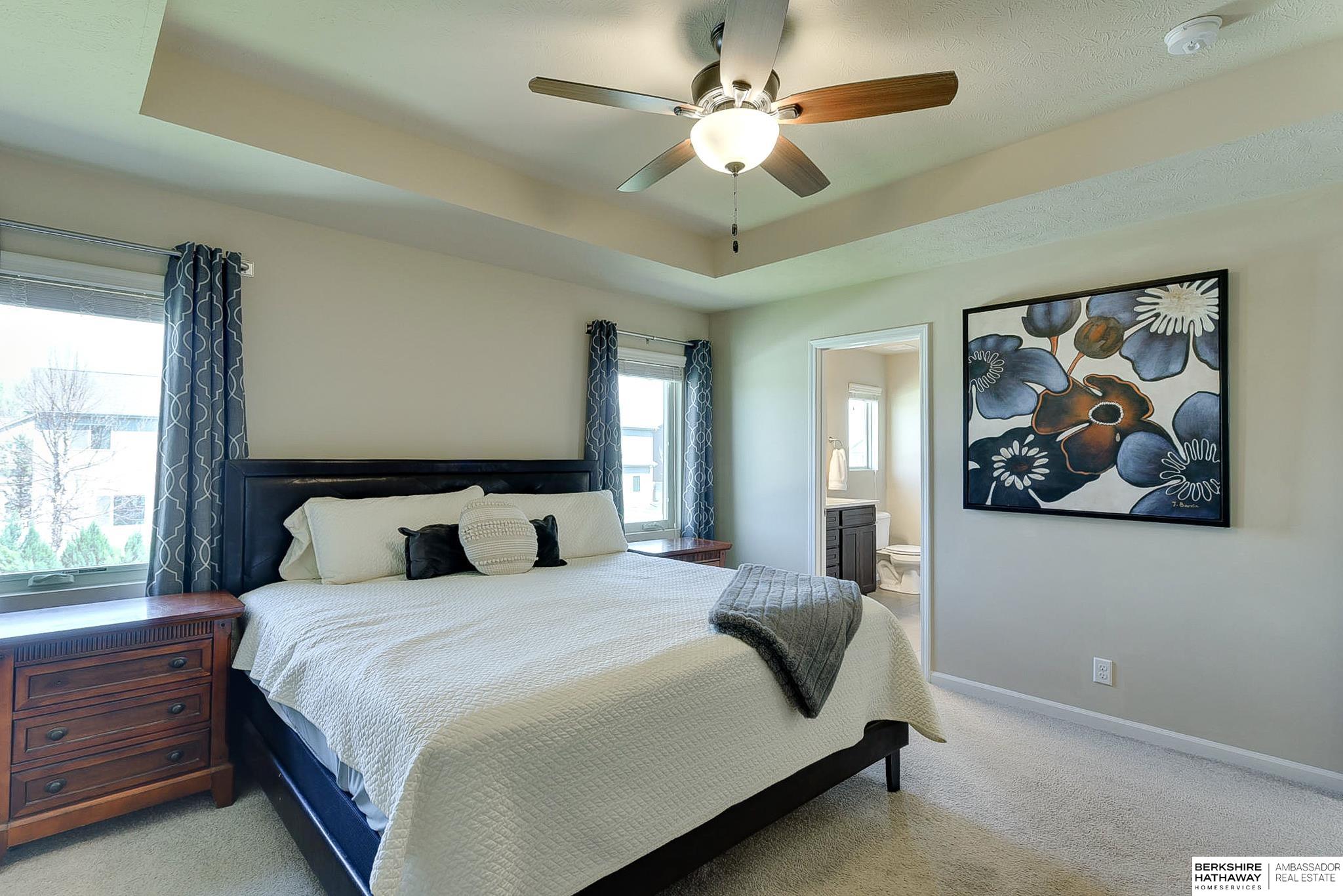 Omaha, Nebraska 68136, United States, 4 Bedrooms Bedrooms, ,3 BathroomsBathrooms,Residential,Pending,113945