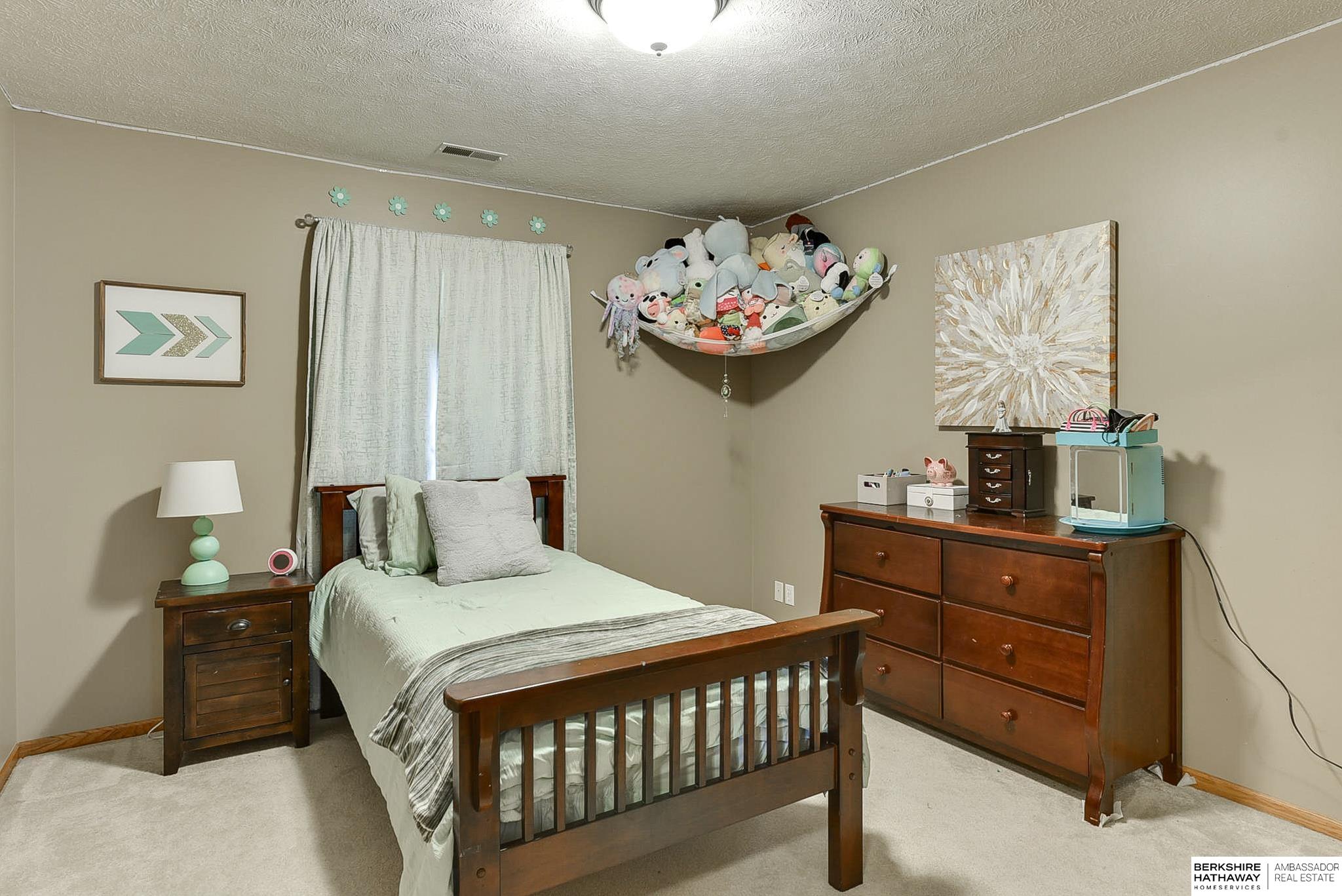 Elkhorn, Nebraska 68022, United States, 4 Bedrooms Bedrooms, ,4 BathroomsBathrooms,Residential,Pending,35978