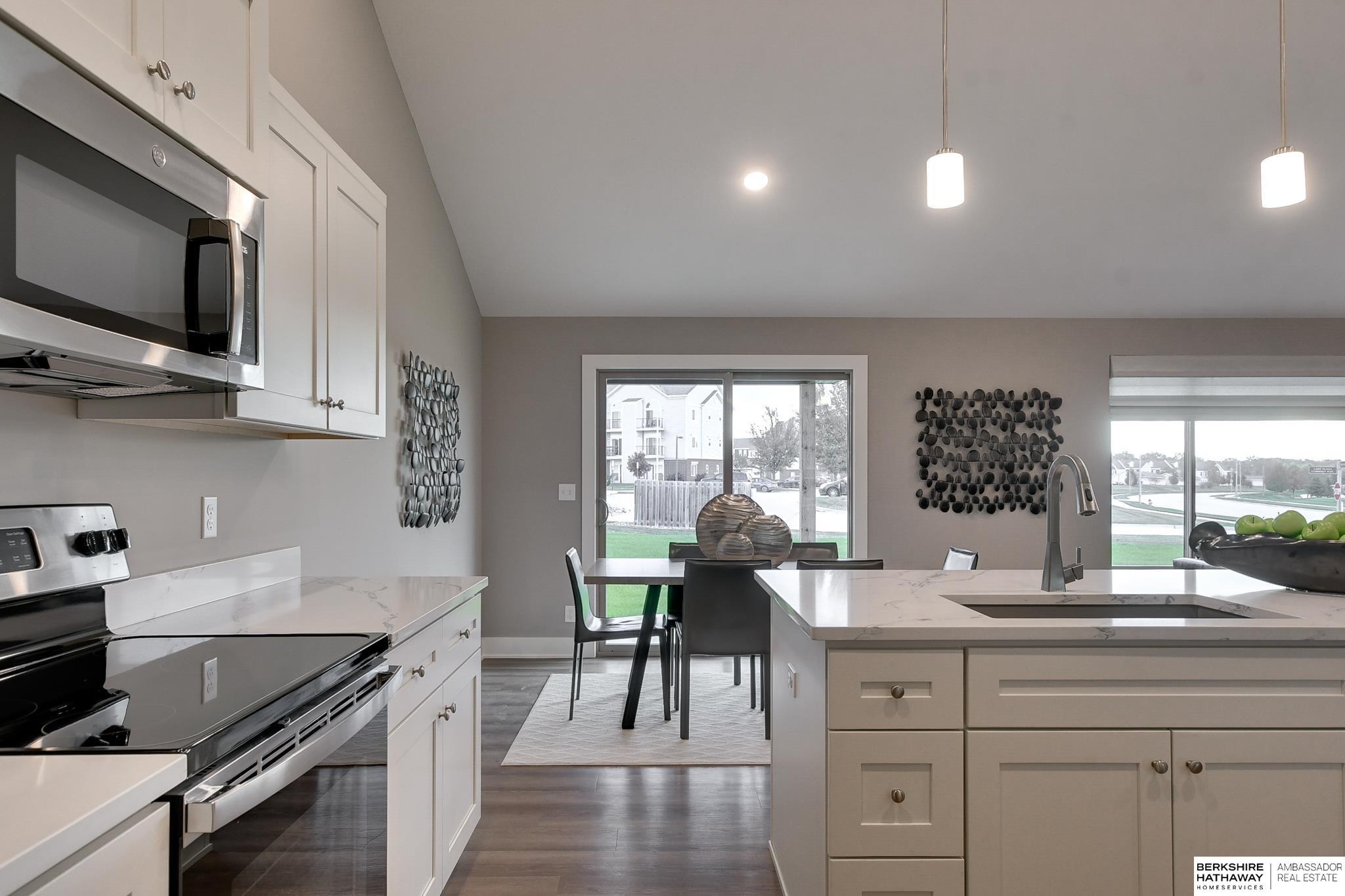 Elkhorn, Nebraska 68022, United States, 2 Bedrooms Bedrooms, ,2 BathroomsBathrooms,Residential,Active,47348