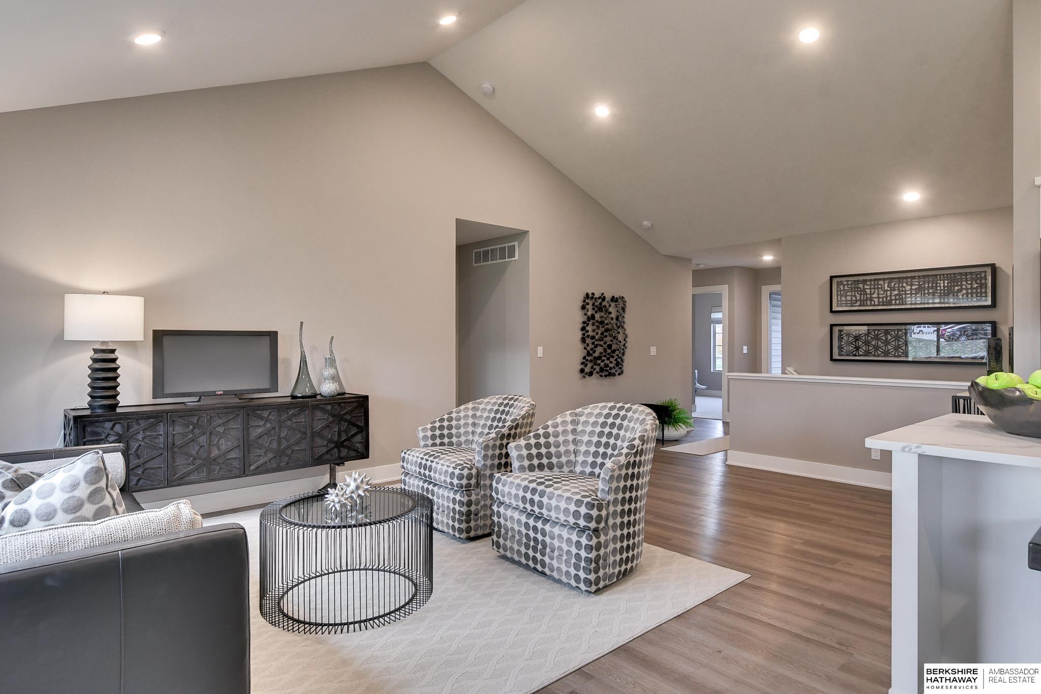 Elkhorn, Nebraska 68022, United States, 2 Bedrooms Bedrooms, ,2 BathroomsBathrooms,Residential,Active,47348