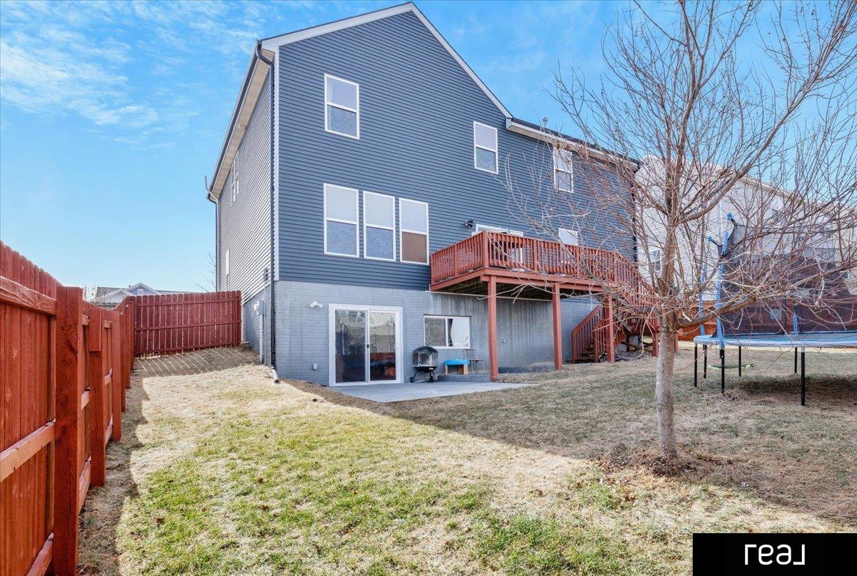 Papillion, Nebraska 68157, United States, 4 Bedrooms Bedrooms, ,3 BathroomsBathrooms,Residential,Pending,8852