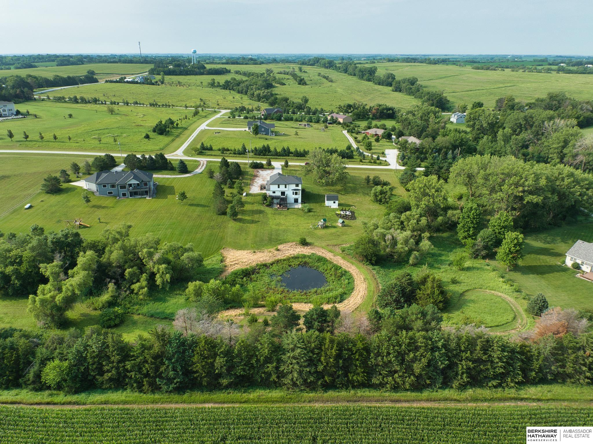 Eagle, Nebraska 68347, United States, 6 Bedrooms Bedrooms, ,5 BathroomsBathrooms,Residential,Pending,32901