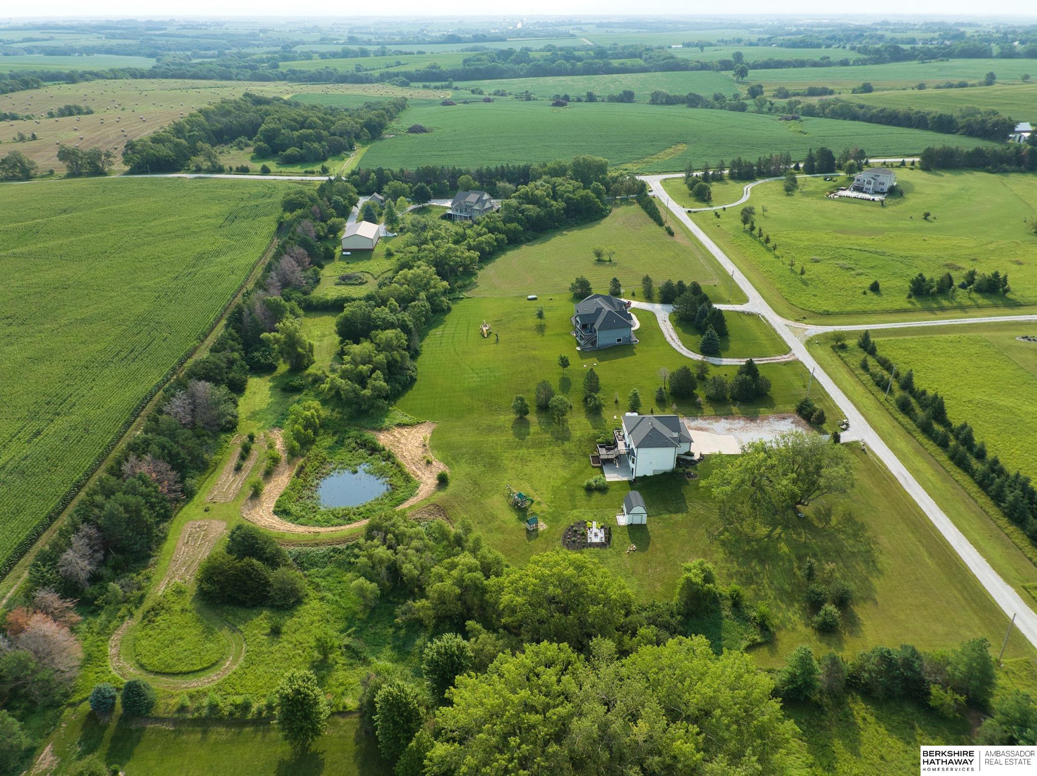 Eagle, Nebraska 68347, United States, 6 Bedrooms Bedrooms, ,5 BathroomsBathrooms,Residential,Pending,32901