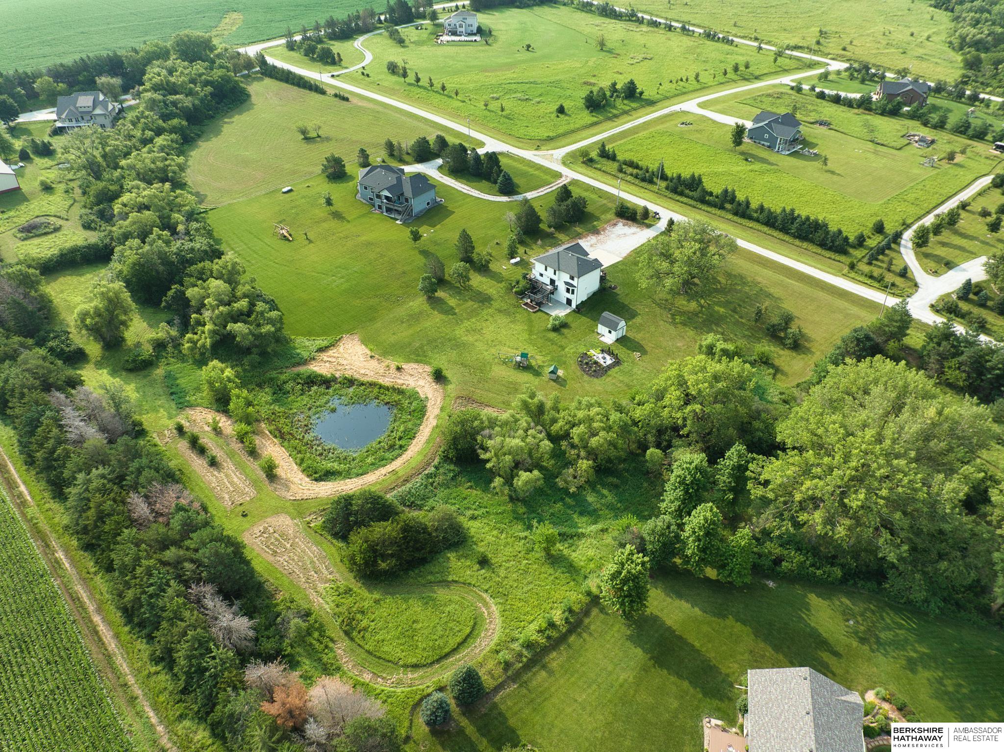 Eagle, Nebraska 68347, United States, 6 Bedrooms Bedrooms, ,5 BathroomsBathrooms,Residential,Pending,32901