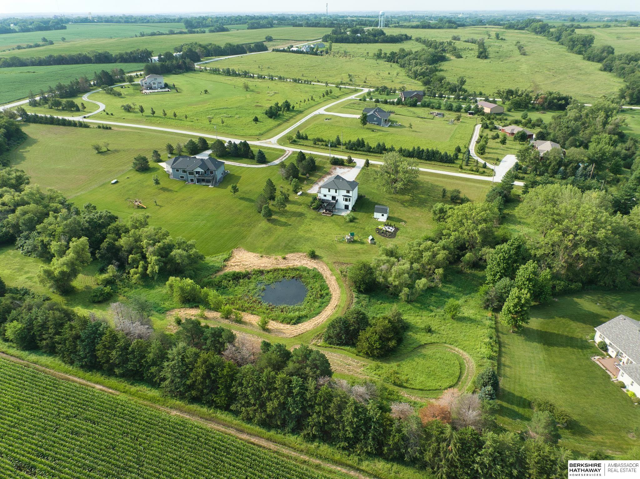 Eagle, Nebraska 68347, United States, 6 Bedrooms Bedrooms, ,5 BathroomsBathrooms,Residential,Pending,32901