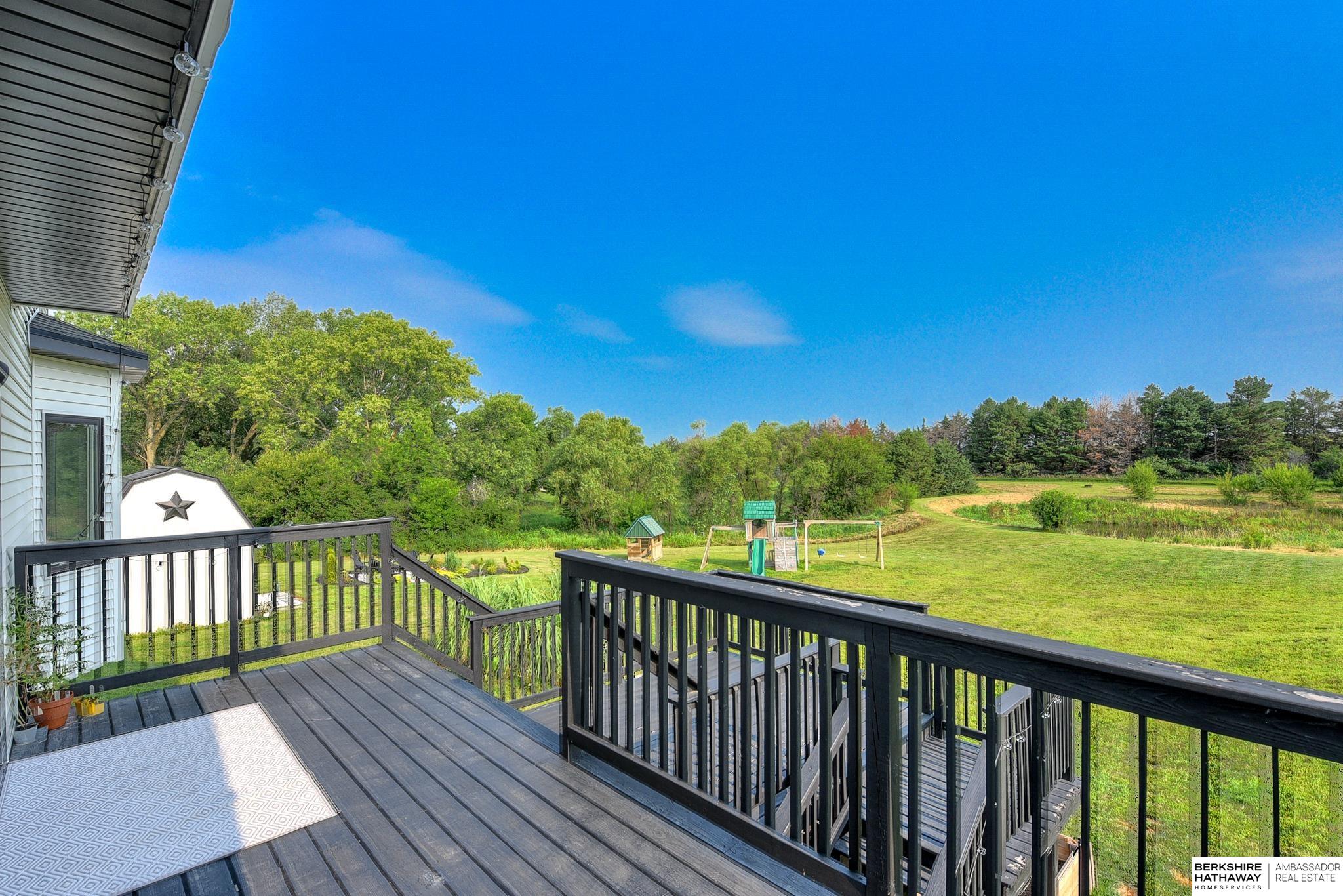 Eagle, Nebraska 68347, United States, 6 Bedrooms Bedrooms, ,5 BathroomsBathrooms,Residential,Pending,32901