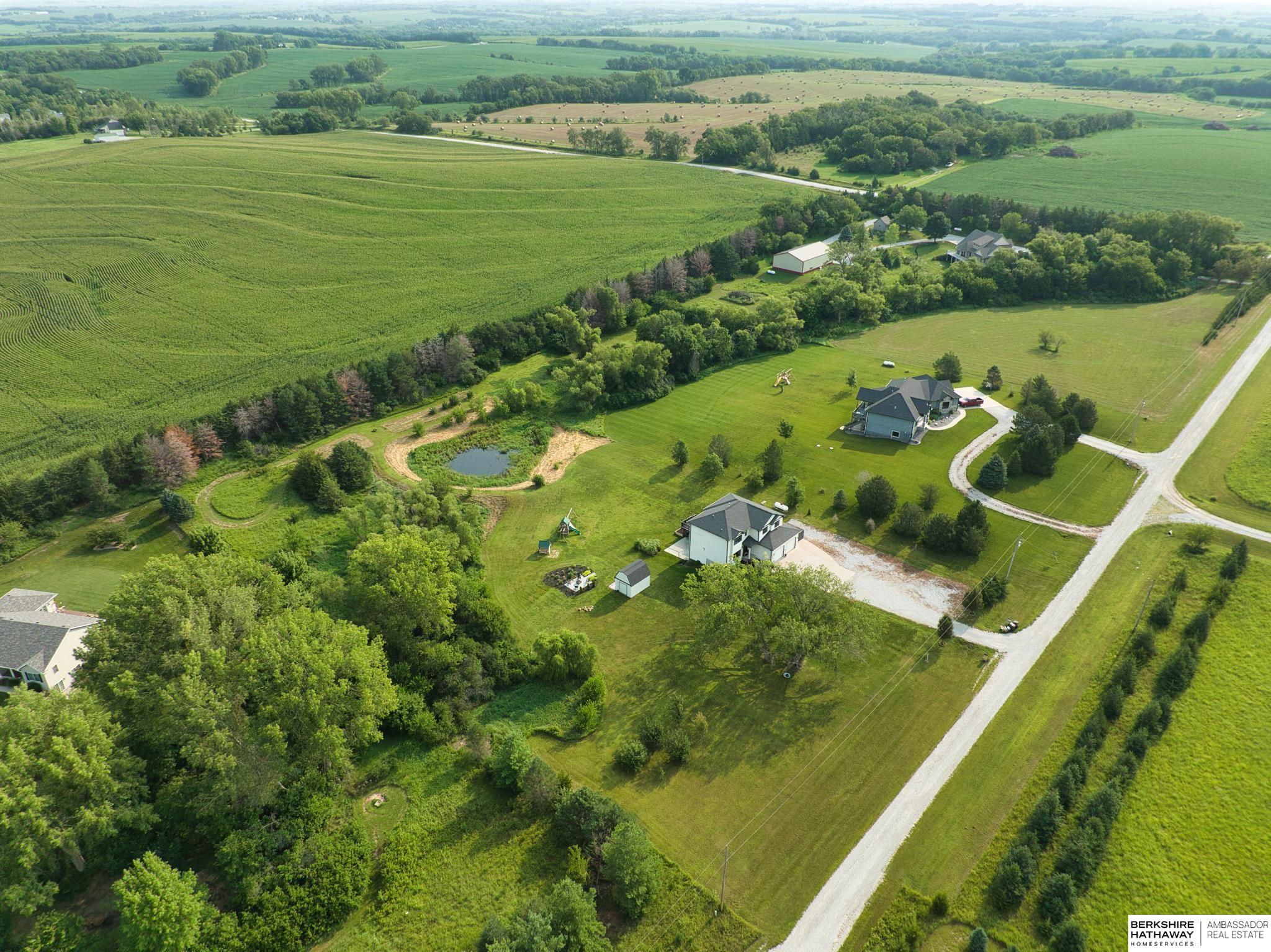 Eagle, Nebraska 68347, United States, 6 Bedrooms Bedrooms, ,5 BathroomsBathrooms,Residential,Pending,32901