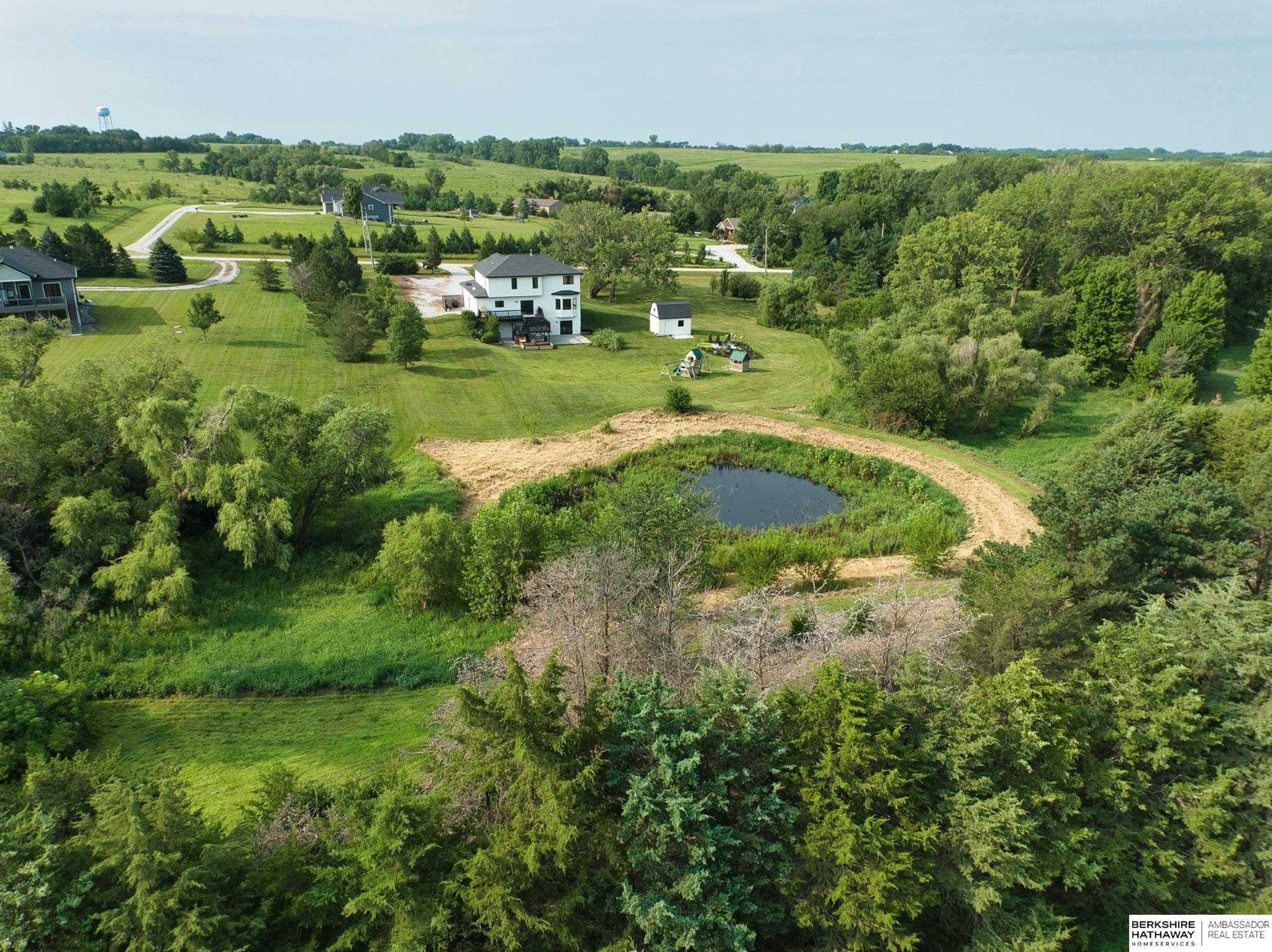 Eagle, Nebraska 68347, United States, 6 Bedrooms Bedrooms, ,5 BathroomsBathrooms,Residential,Pending,32901