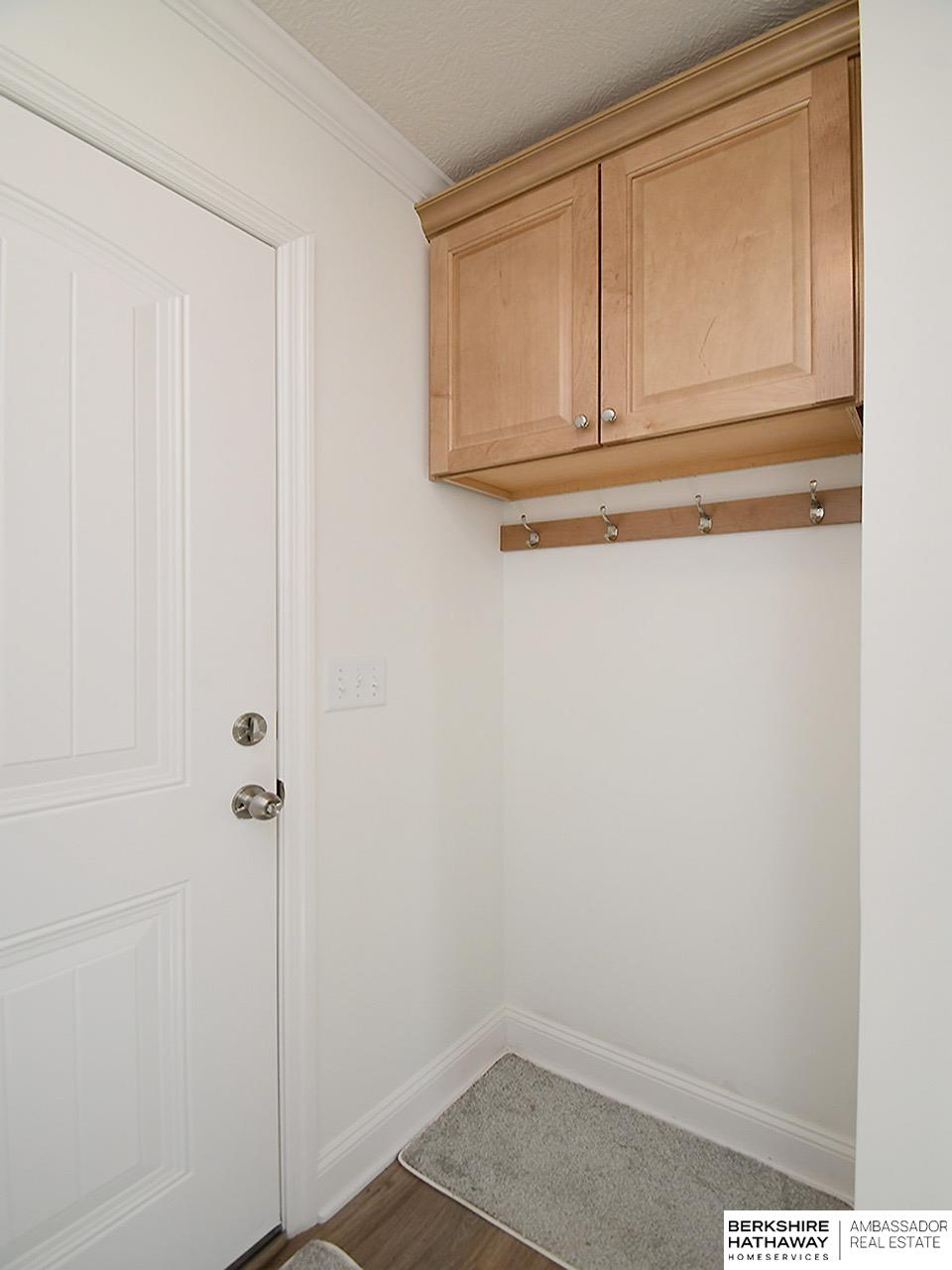 Dwight, Nebraska 68625, United States, 3 Bedrooms Bedrooms, ,3 BathroomsBathrooms,Residential,Active,52519