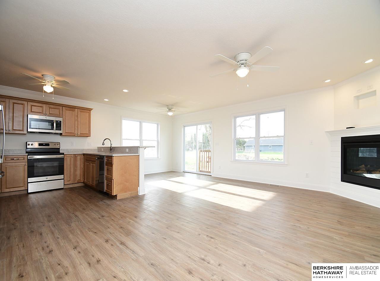 Dwight, Nebraska 68625, United States, 3 Bedrooms Bedrooms, ,3 BathroomsBathrooms,Residential,Active,52519