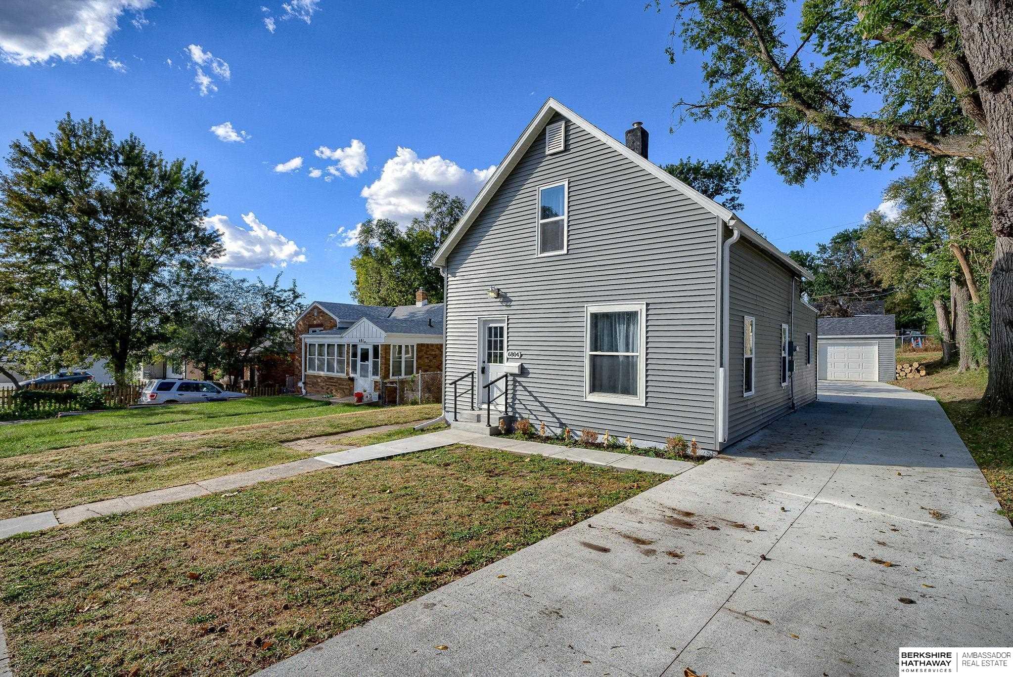 Omaha, Nebraska 68104, United States, 3 Bedrooms Bedrooms, ,2 BathroomsBathrooms,Residential,Active,19630