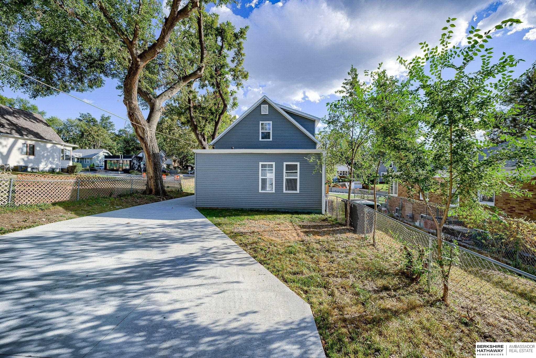 Omaha, Nebraska 68104, United States, 3 Bedrooms Bedrooms, ,2 BathroomsBathrooms,Residential,Active,19630