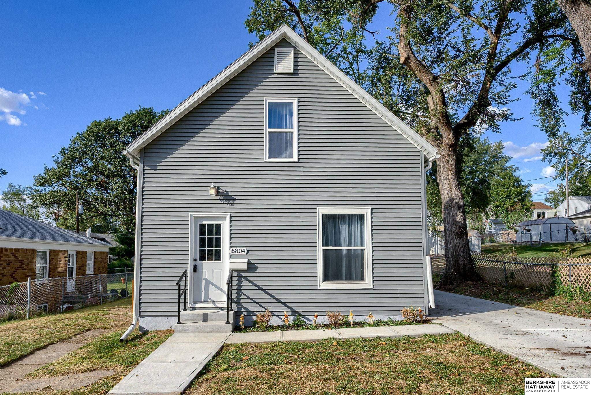 Omaha, Nebraska 68104, United States, 3 Bedrooms Bedrooms, ,2 BathroomsBathrooms,Residential,Active,19630