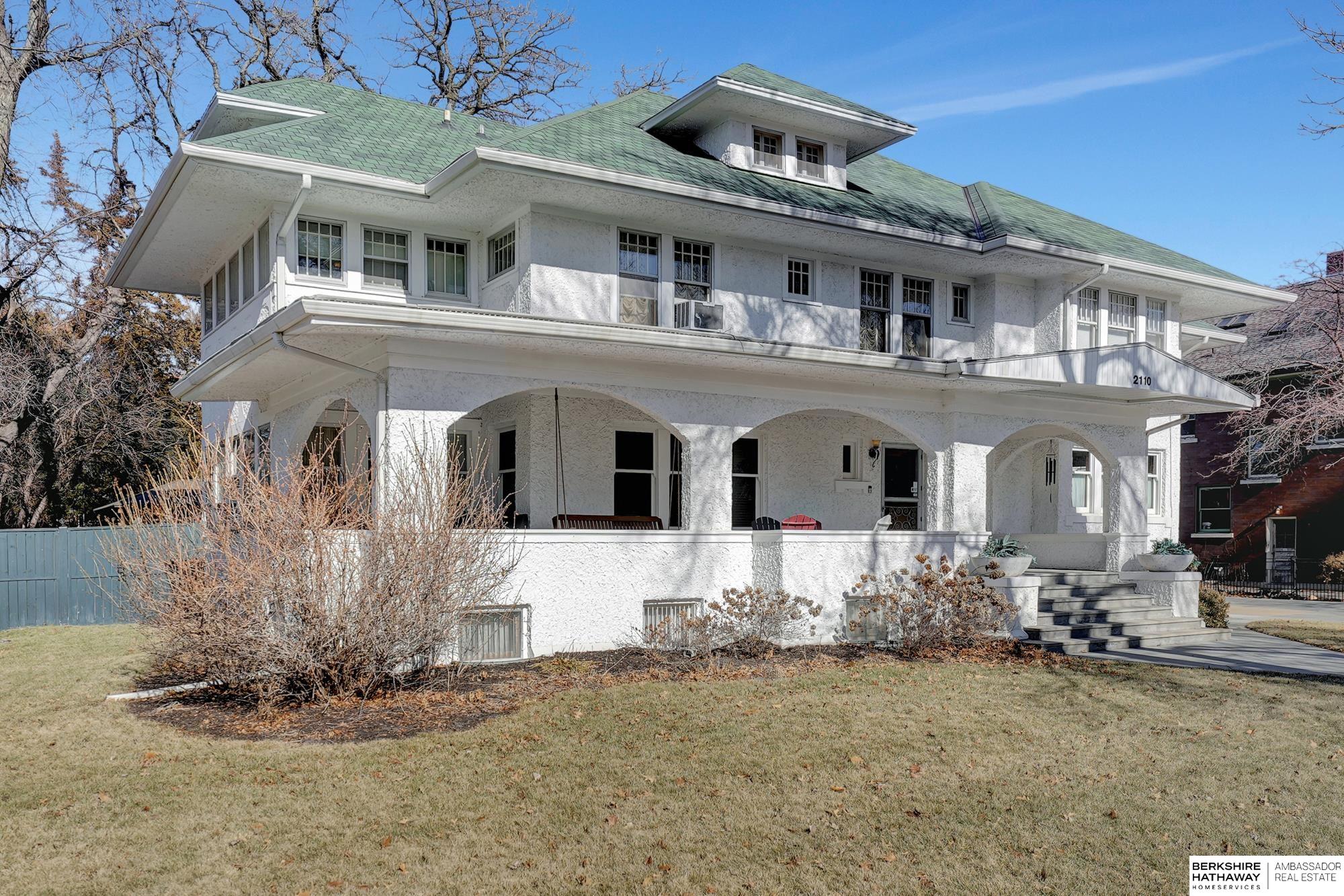 Lincoln, Nebraska 68502, United States, 5 Bedrooms Bedrooms, ,6 BathroomsBathrooms,Residential,Active,11151