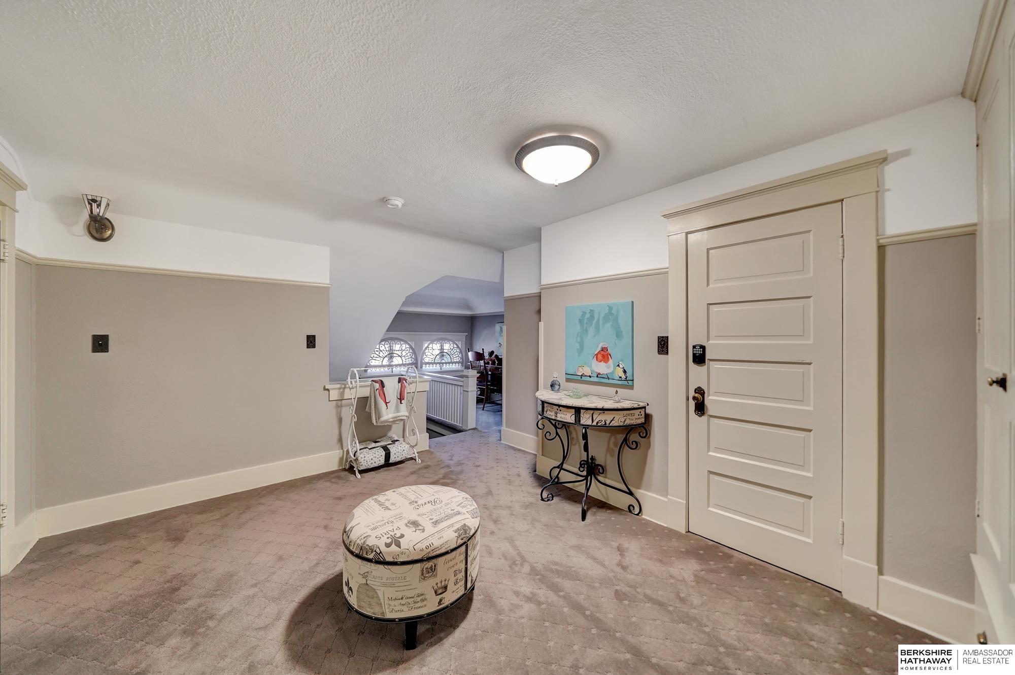 Lincoln, Nebraska 68502, United States, 5 Bedrooms Bedrooms, ,6 BathroomsBathrooms,Residential,Active,11151