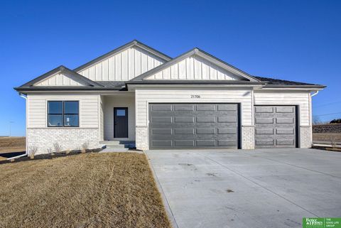 21706 Parkview Drive, Gretna, NE 68028 - #: 22428667