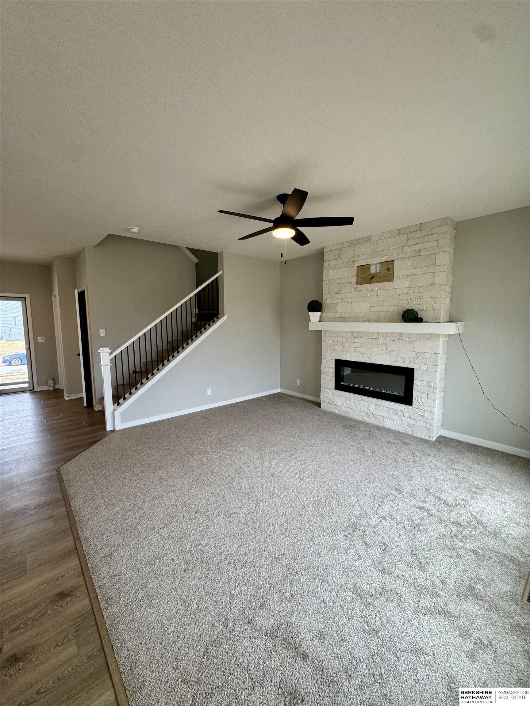 Omaha, Nebraska 68136, United States, 4 Bedrooms Bedrooms, ,3 BathroomsBathrooms,Residential,Active,91224