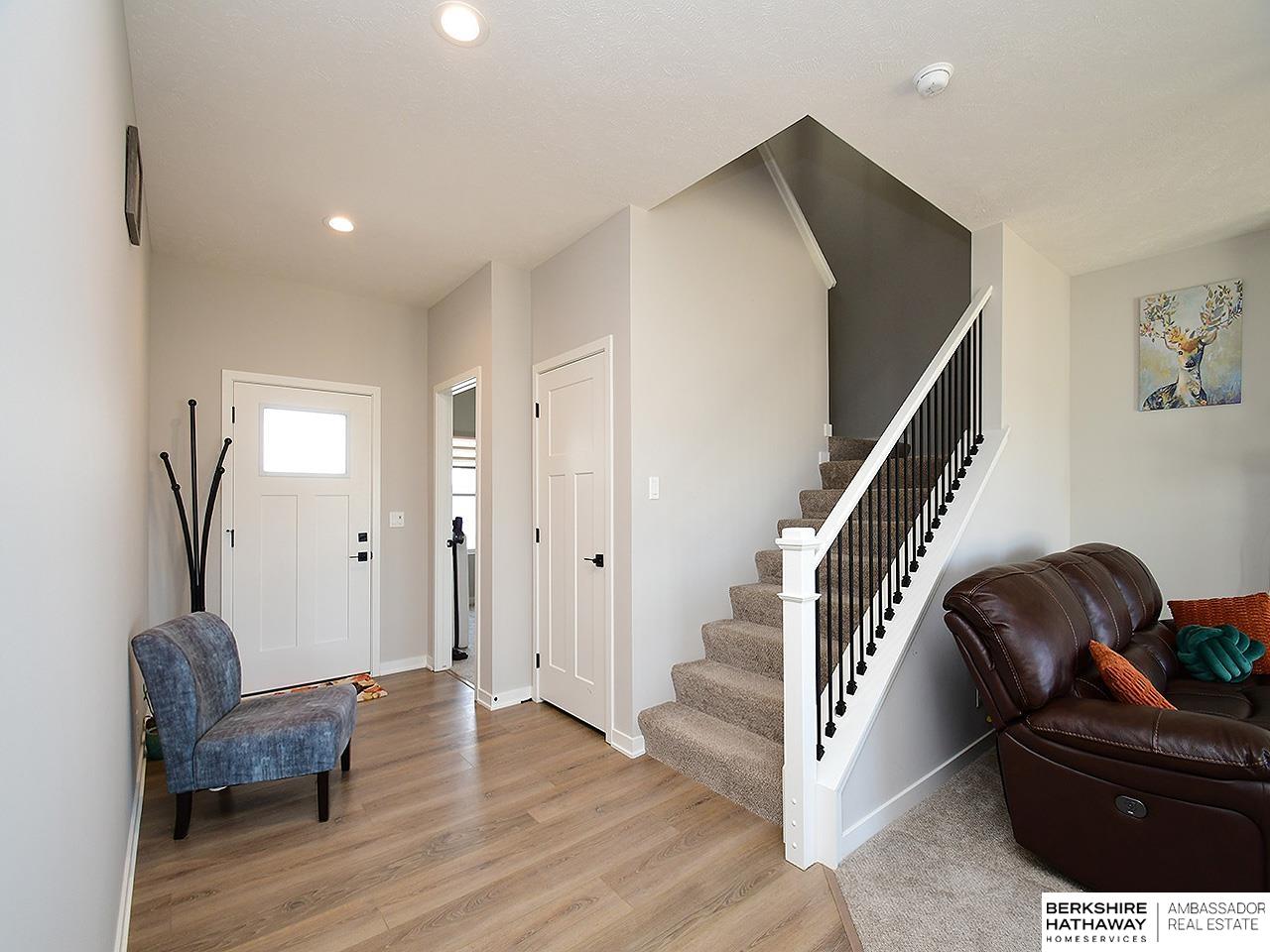 Omaha, Nebraska 68136, United States, 4 Bedrooms Bedrooms, ,3 BathroomsBathrooms,Residential,Active,91224