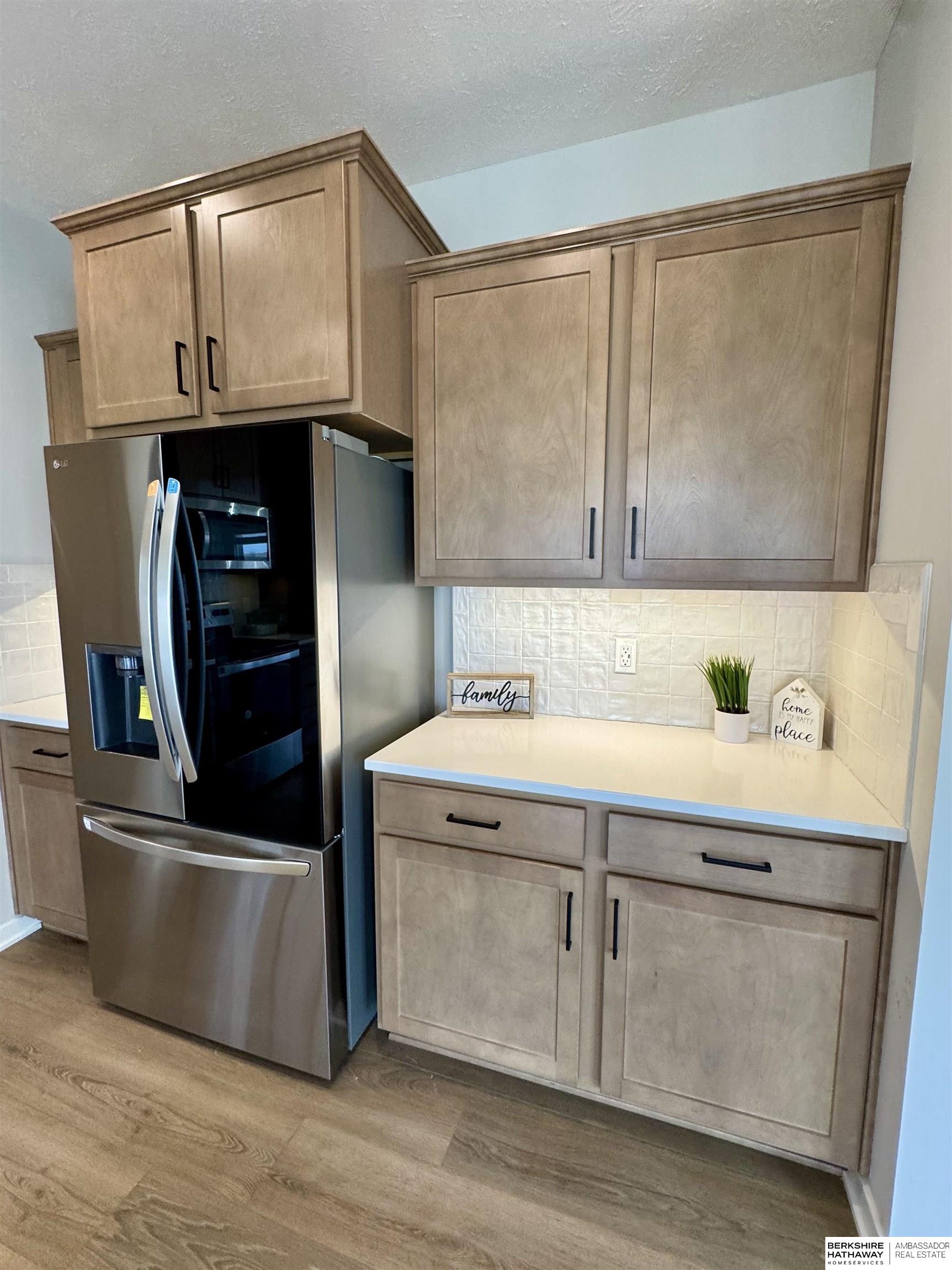 Omaha, Nebraska 68136, United States, 4 Bedrooms Bedrooms, ,3 BathroomsBathrooms,Residential,Active,91224