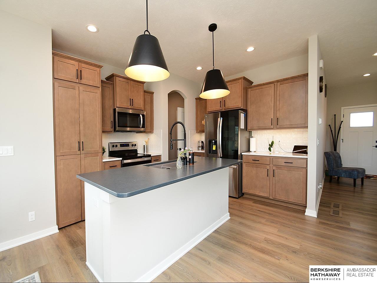 Omaha, Nebraska 68136, United States, 4 Bedrooms Bedrooms, ,3 BathroomsBathrooms,Residential,Active,91224