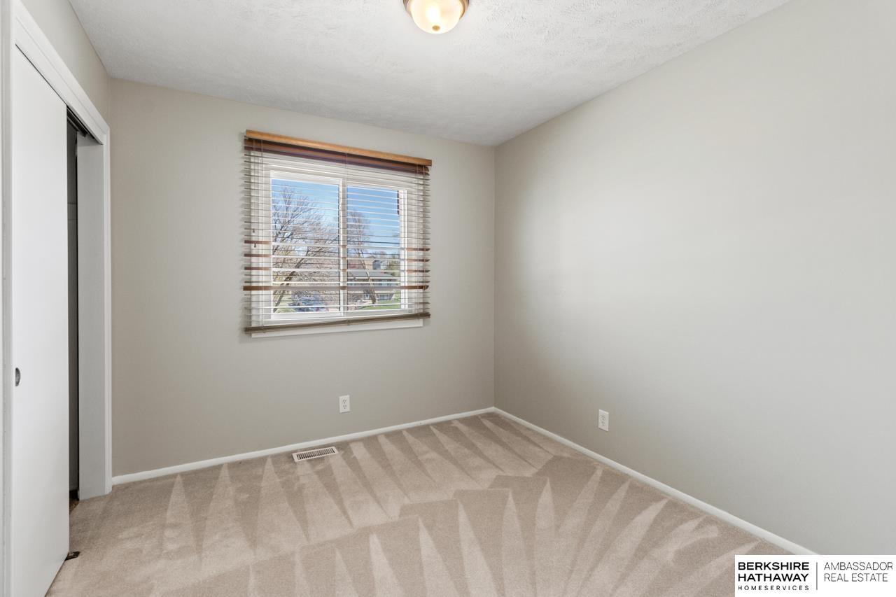 La Vista, Nebraska 68128, United States, 3 Bedrooms Bedrooms, ,2 BathroomsBathrooms,Residential,Pending,115801