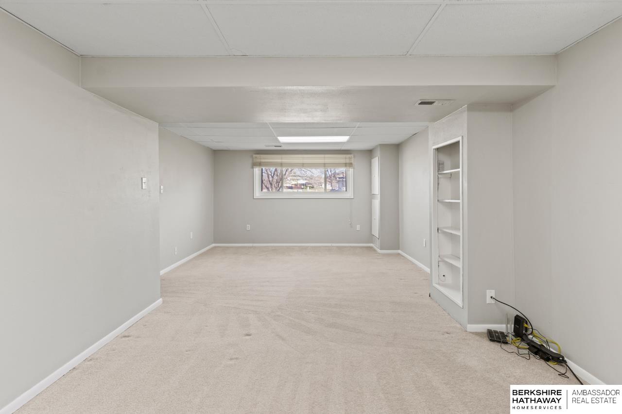 La Vista, Nebraska 68128, United States, 3 Bedrooms Bedrooms, ,2 BathroomsBathrooms,Residential,Pending,115801