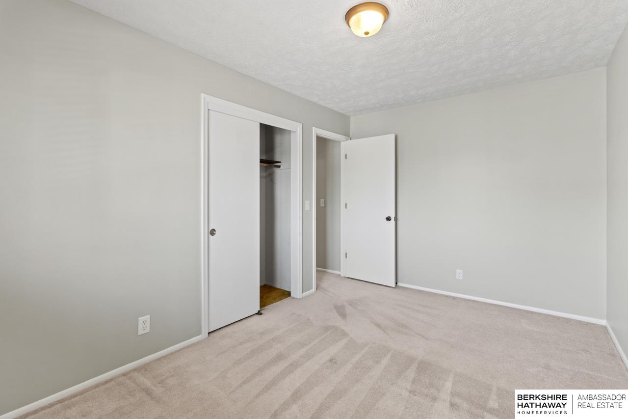 La Vista, Nebraska 68128, United States, 3 Bedrooms Bedrooms, ,2 BathroomsBathrooms,Residential,Pending,115801