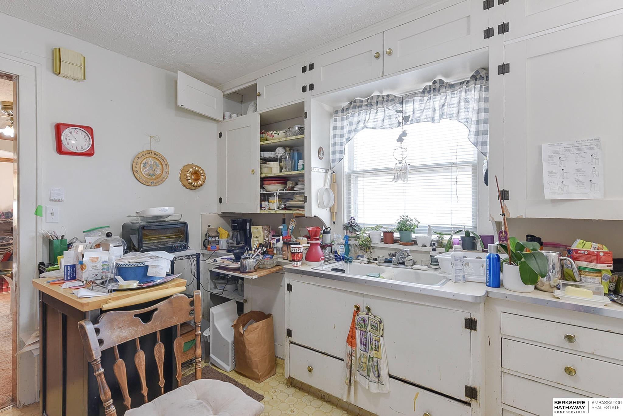 Omaha, Nebraska 68131, United States, 4 Bedrooms Bedrooms, ,2 BathroomsBathrooms,Residential,Active,106381