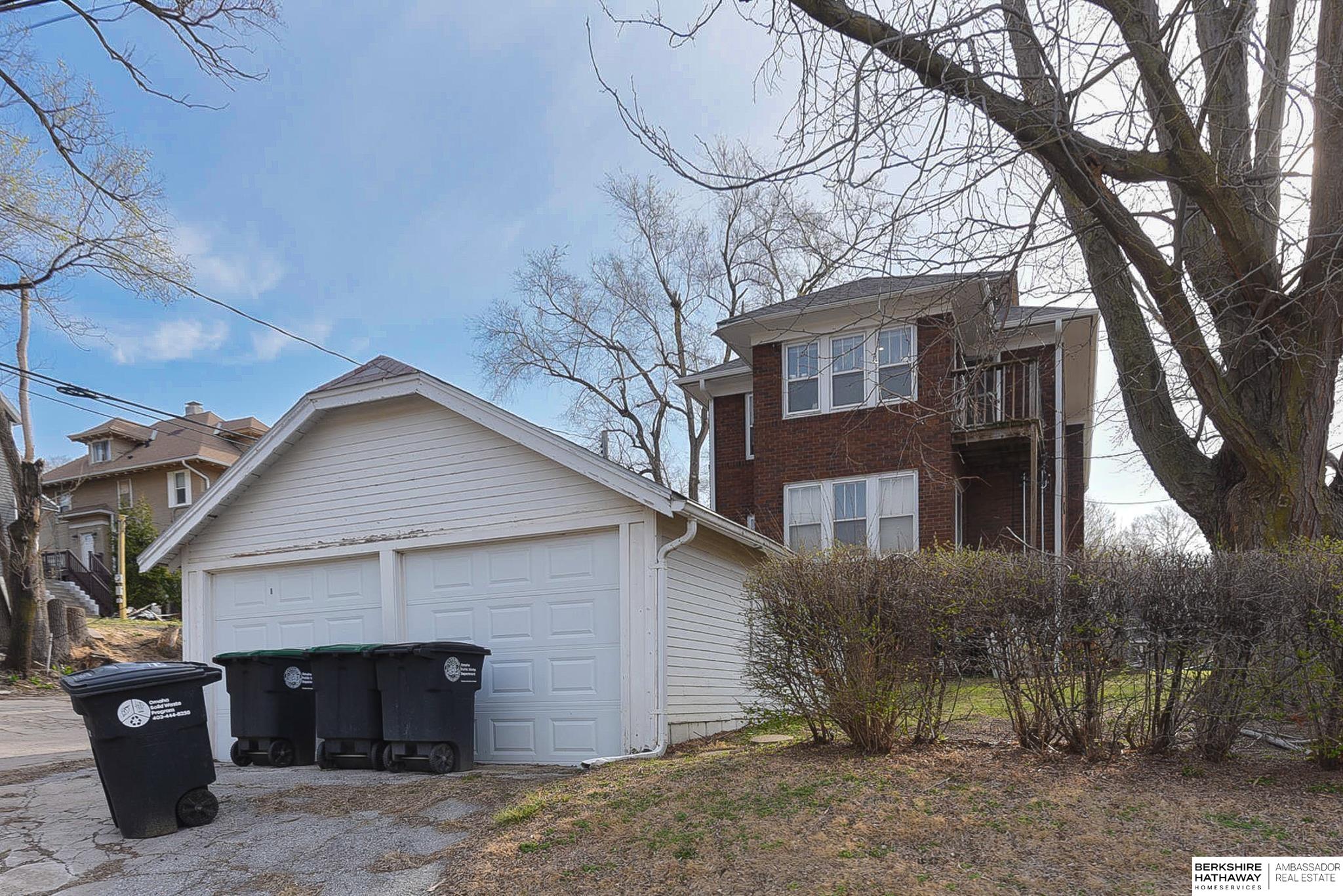 Omaha, Nebraska 68131, United States, 4 Bedrooms Bedrooms, ,2 BathroomsBathrooms,Residential,Active,106381