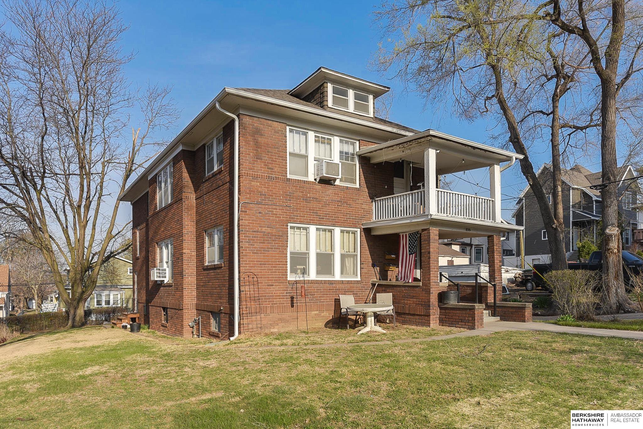 Omaha, Nebraska 68131, United States, 4 Bedrooms Bedrooms, ,2 BathroomsBathrooms,Residential,Active,106381