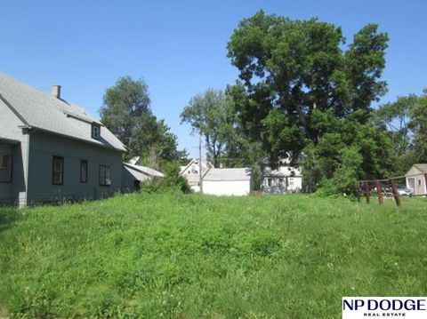 MLS: 22505426
