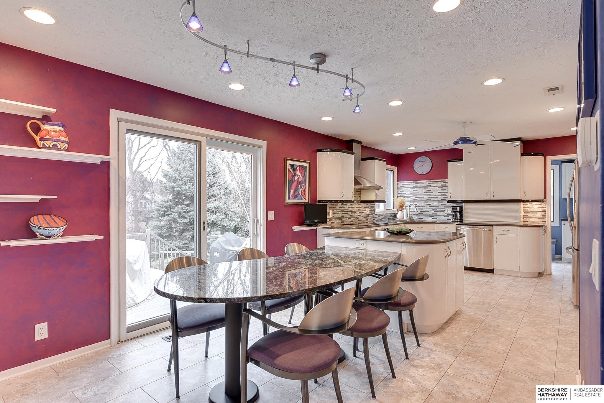 Omaha, Nebraska 68118, United States, 4 Bedrooms Bedrooms, ,4 BathroomsBathrooms,Residential,Pending,20513