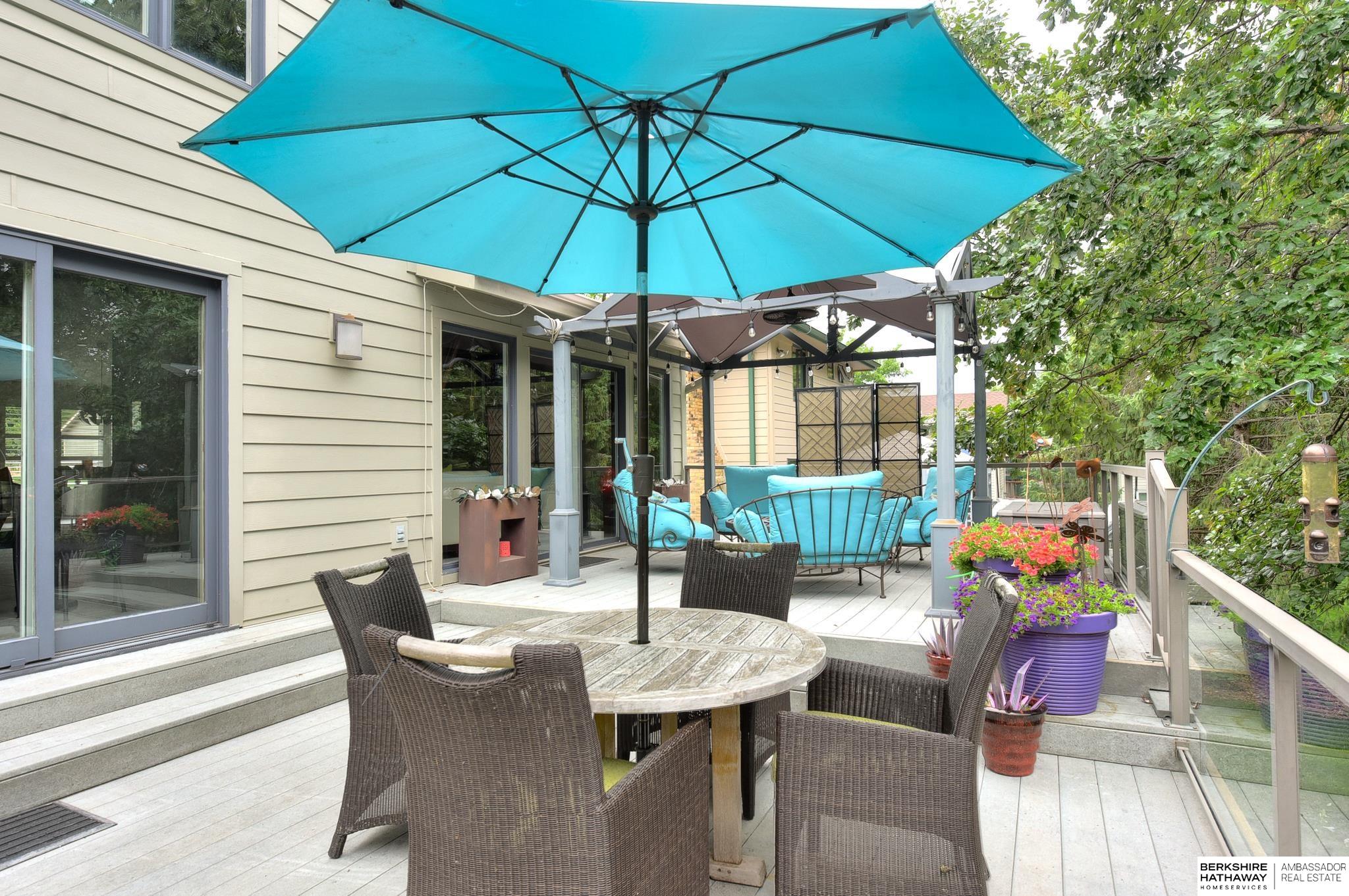 Omaha, Nebraska 68118, United States, 4 Bedrooms Bedrooms, ,4 BathroomsBathrooms,Residential,Pending,20513