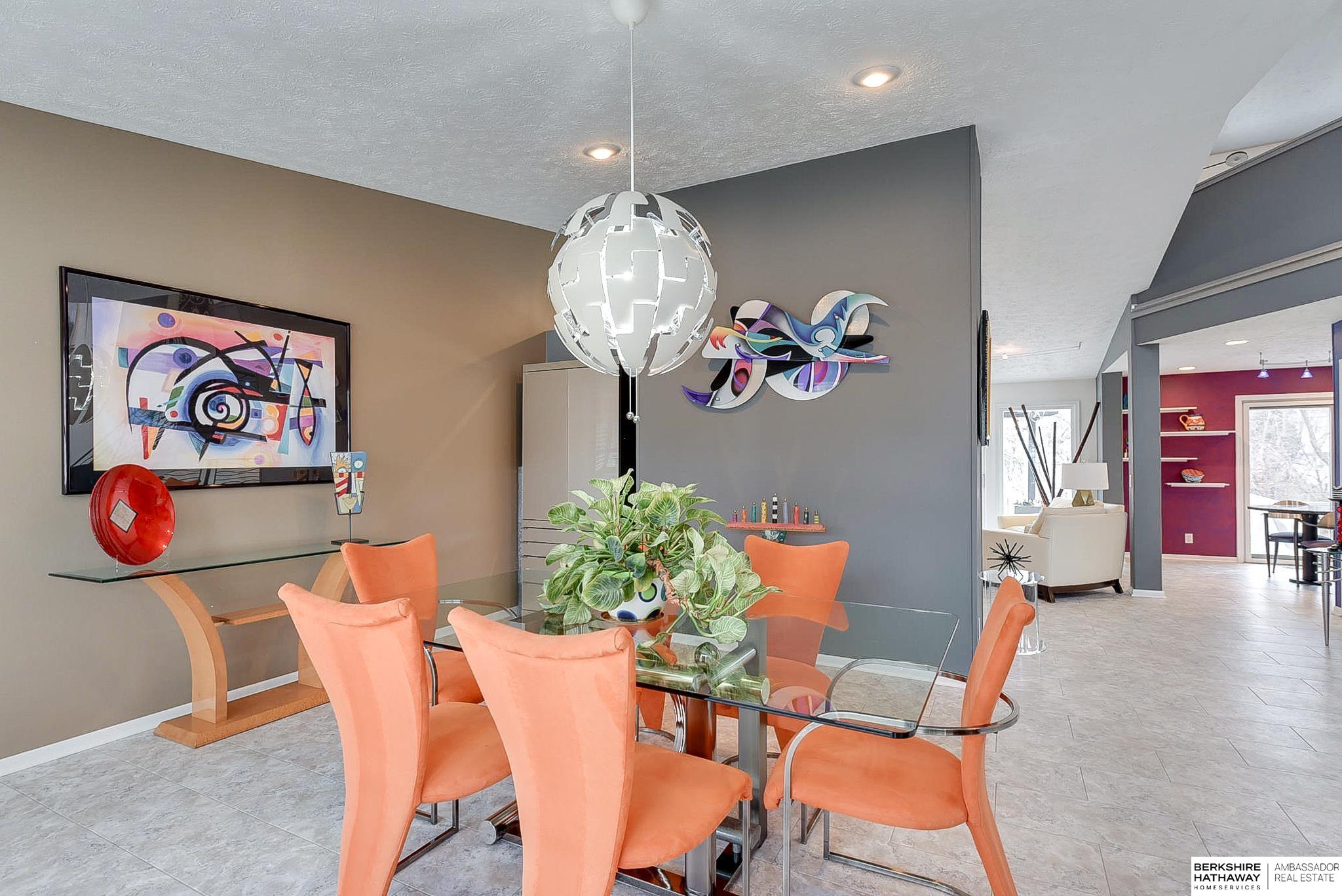 Omaha, Nebraska 68118, United States, 4 Bedrooms Bedrooms, ,4 BathroomsBathrooms,Residential,Pending,20513