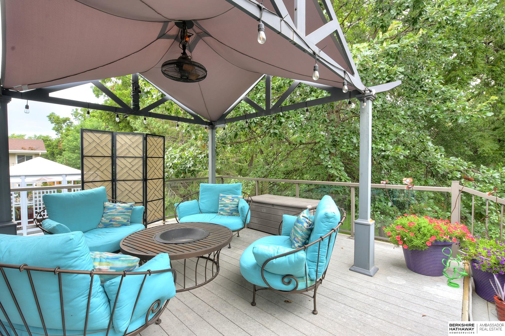 Omaha, Nebraska 68118, United States, 4 Bedrooms Bedrooms, ,4 BathroomsBathrooms,Residential,Pending,20513