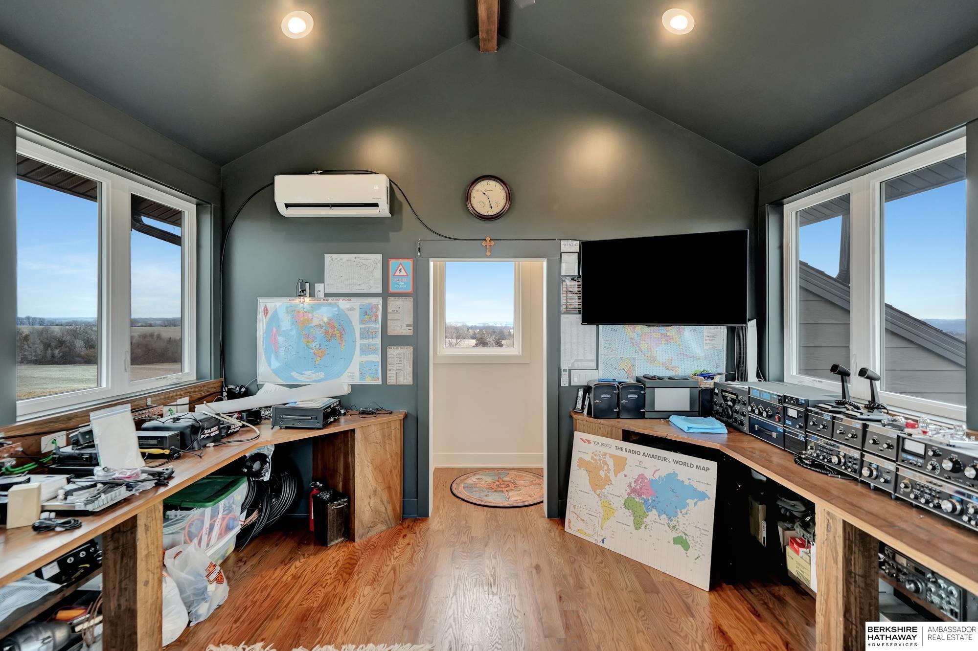 Palmyra, Nebraska 68418, United States, 4 Bedrooms Bedrooms, ,4 BathroomsBathrooms,Residential,Active,10910