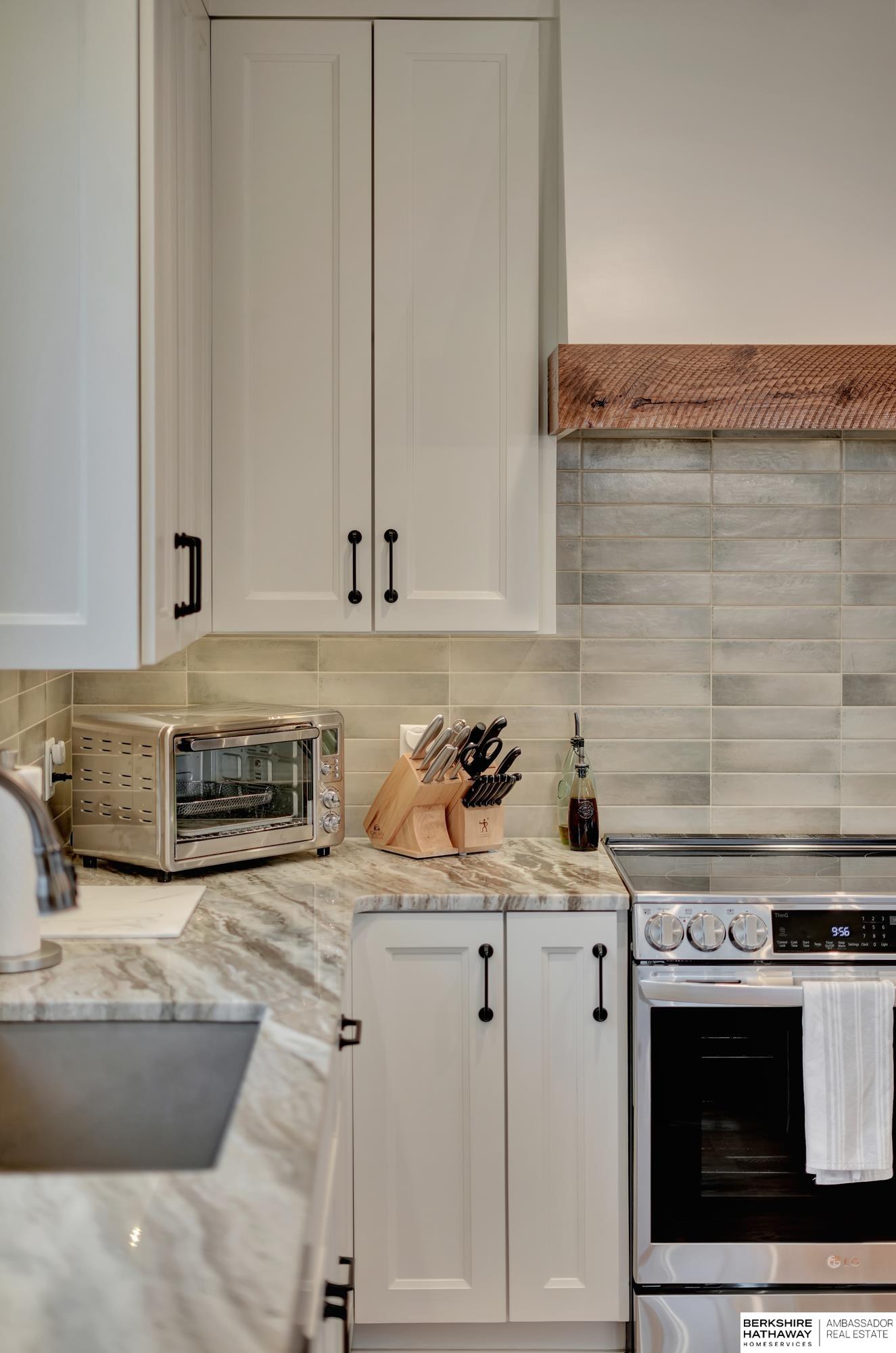 Palmyra, Nebraska 68418, United States, 4 Bedrooms Bedrooms, ,4 BathroomsBathrooms,Residential,Active,10910