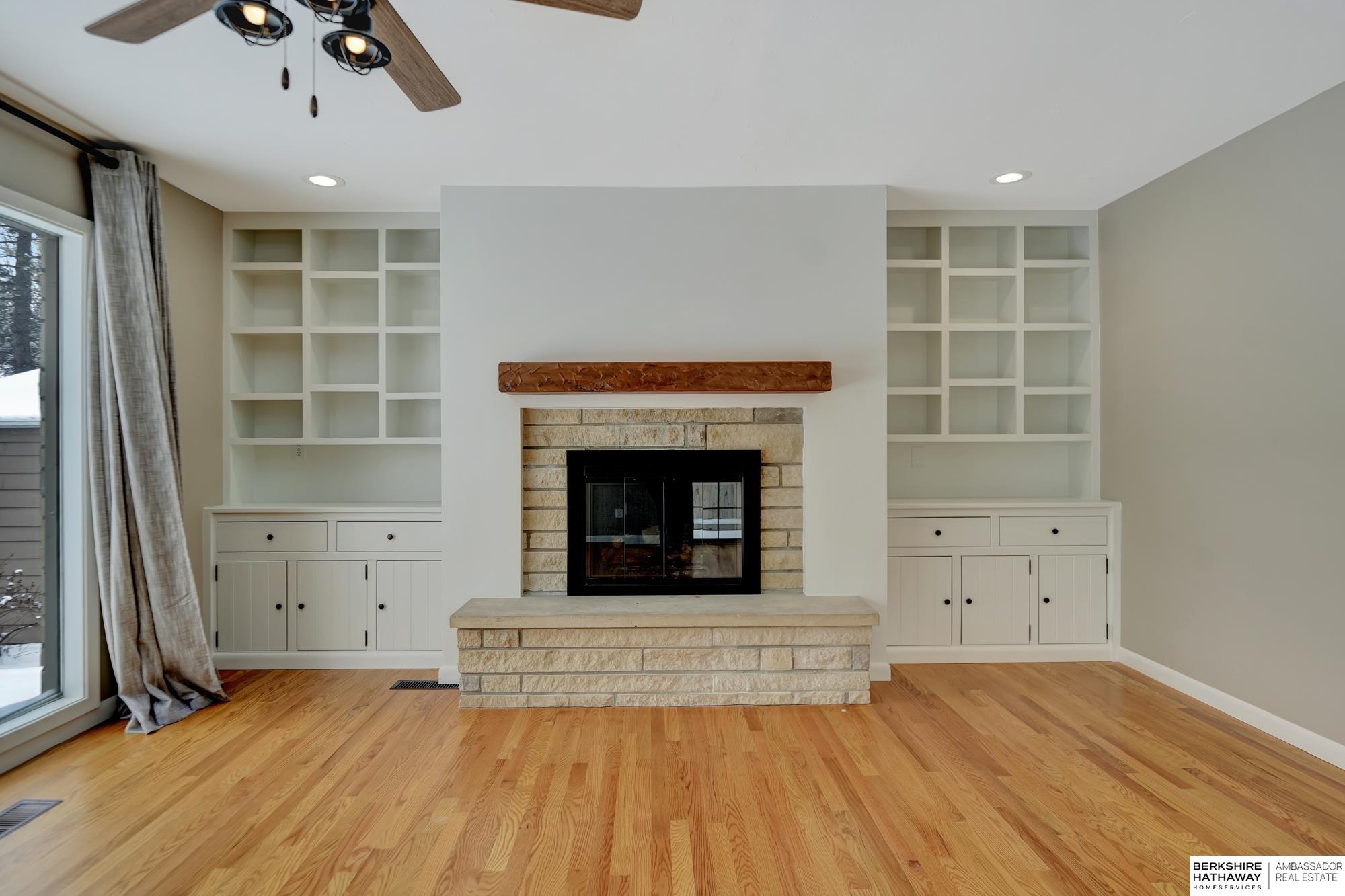 Lincoln, Nebraska 68502, United States, 3 Bedrooms Bedrooms, ,2 BathroomsBathrooms,Residential,Active,1897