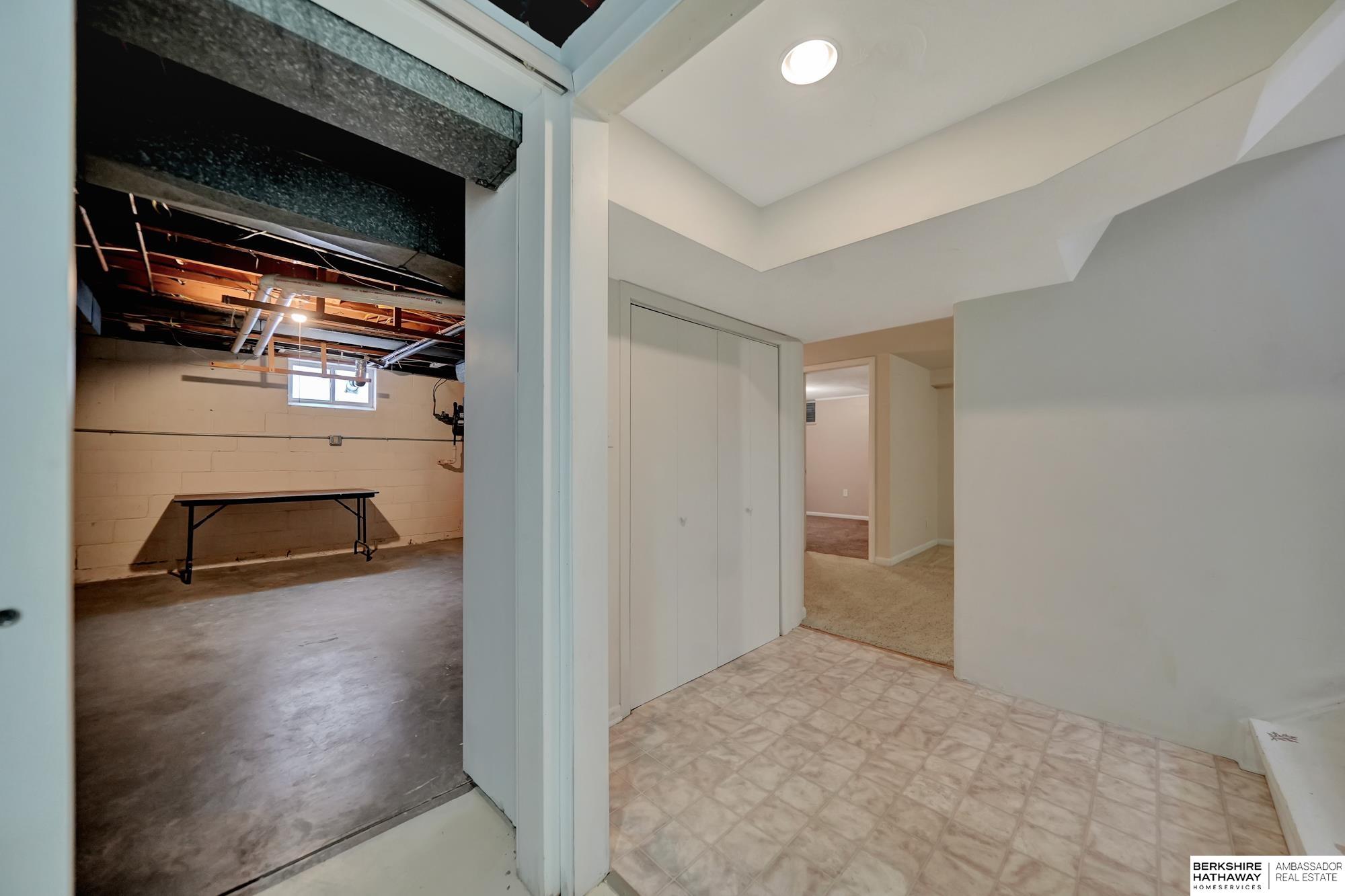 Lincoln, Nebraska 68502, United States, 3 Bedrooms Bedrooms, ,2 BathroomsBathrooms,Residential,Active,1897