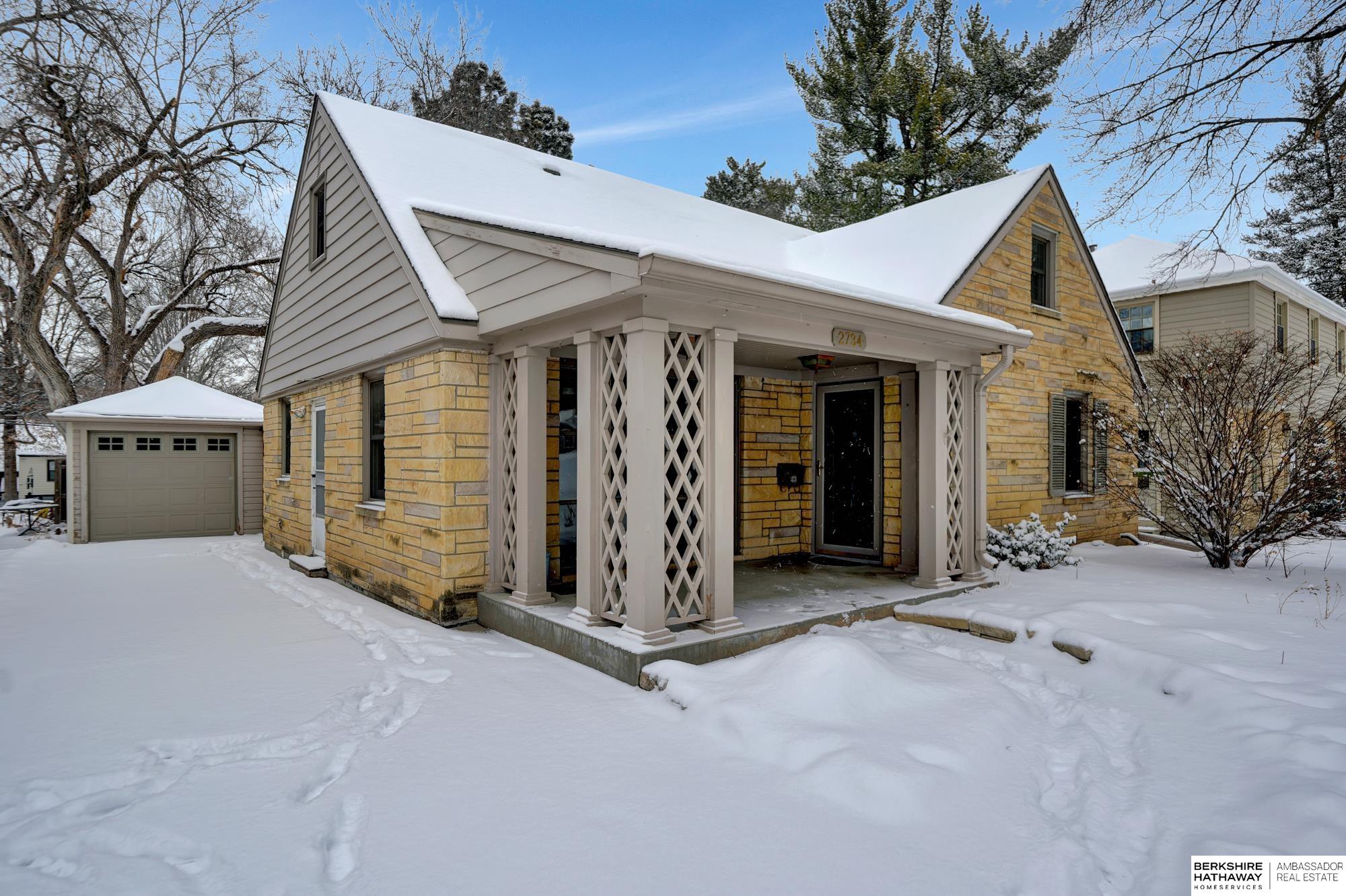 Lincoln, Nebraska 68502, United States, 3 Bedrooms Bedrooms, ,2 BathroomsBathrooms,Residential,Active,1897