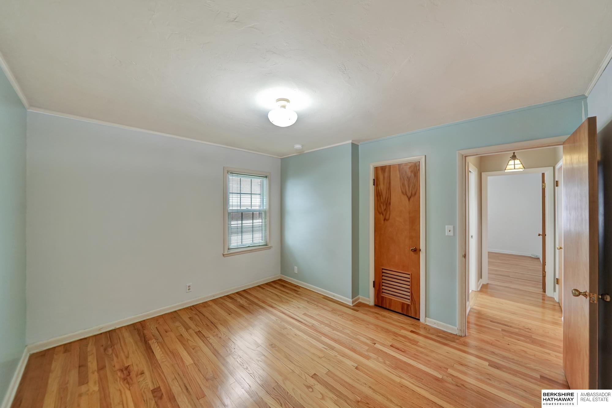 Lincoln, Nebraska 68502, United States, 3 Bedrooms Bedrooms, ,2 BathroomsBathrooms,Residential,Active,1897