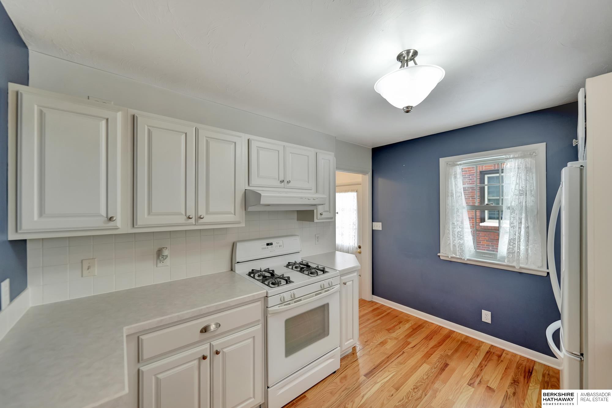 Lincoln, Nebraska 68502, United States, 3 Bedrooms Bedrooms, ,2 BathroomsBathrooms,Residential,Active,1897