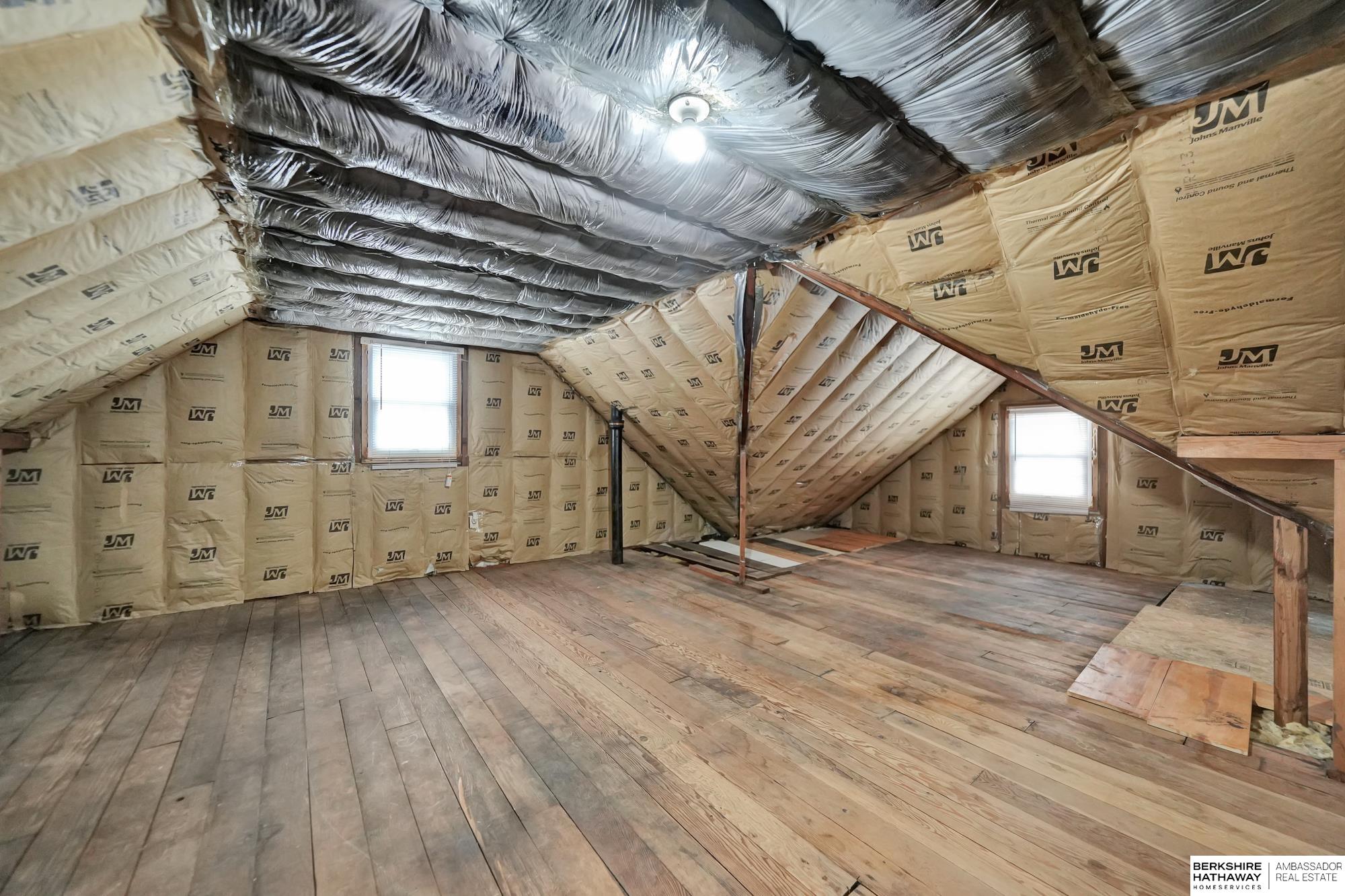 Lincoln, Nebraska 68502, United States, 3 Bedrooms Bedrooms, ,2 BathroomsBathrooms,Residential,Active,1897