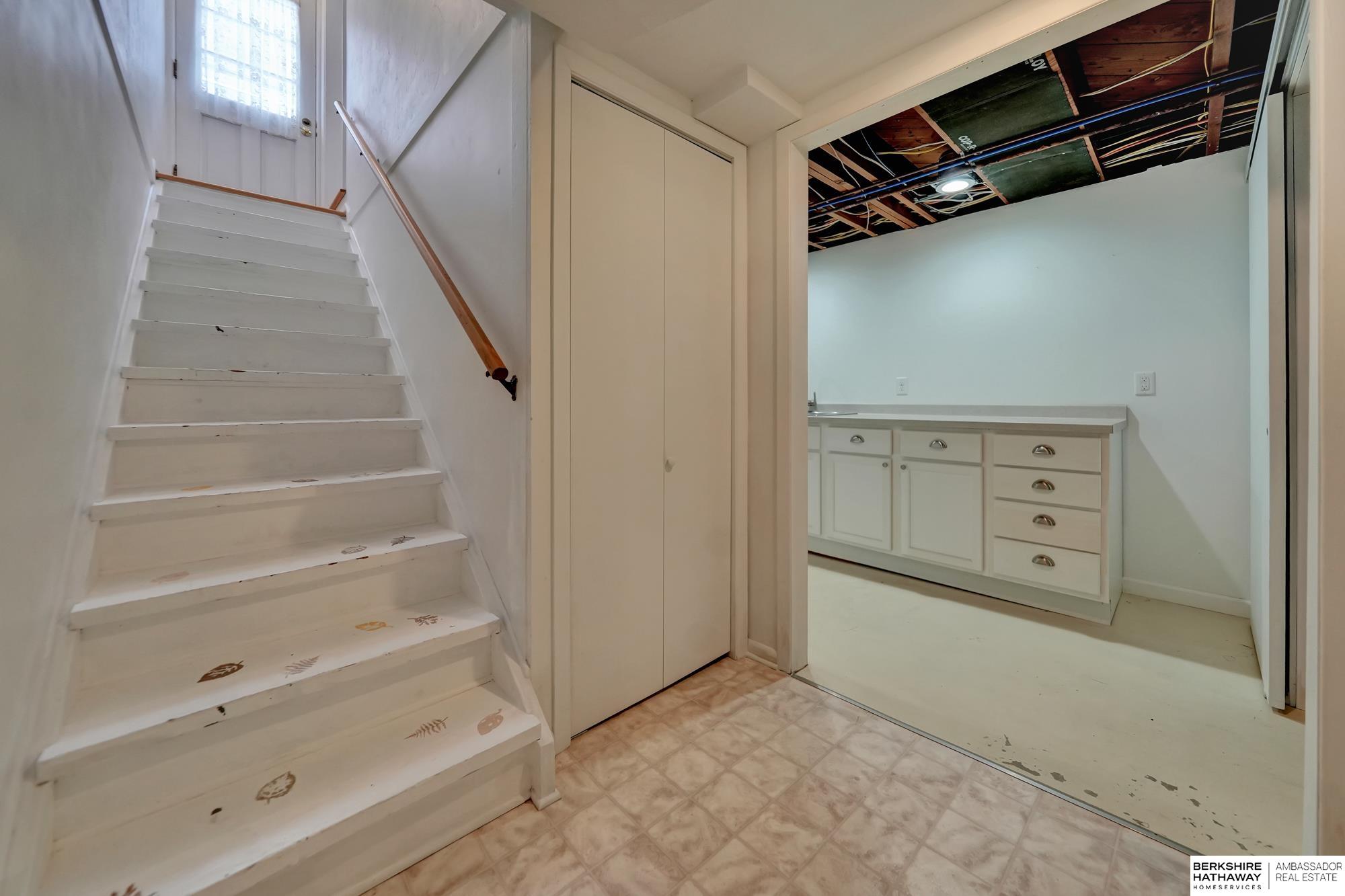 Lincoln, Nebraska 68502, United States, 3 Bedrooms Bedrooms, ,2 BathroomsBathrooms,Residential,Active,1897