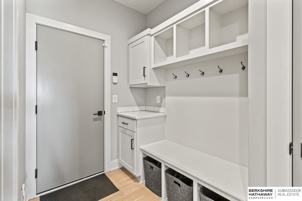 Papillion, Nebraska 68046, United States, 5 Bedrooms Bedrooms, ,3 BathroomsBathrooms,Residential,Pending,102573