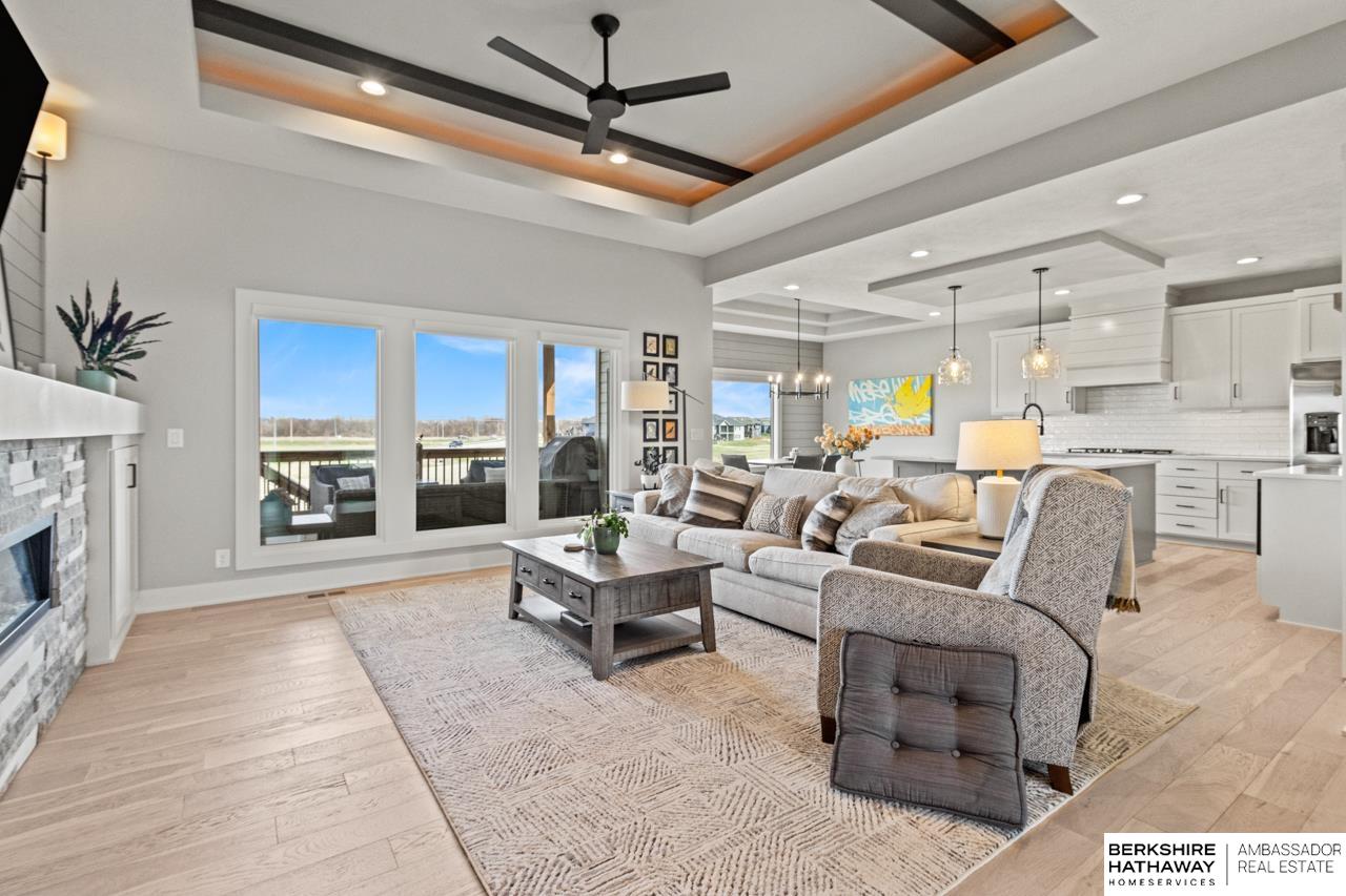 Papillion, Nebraska 68046, United States, 5 Bedrooms Bedrooms, ,3 BathroomsBathrooms,Residential,Pending,102573