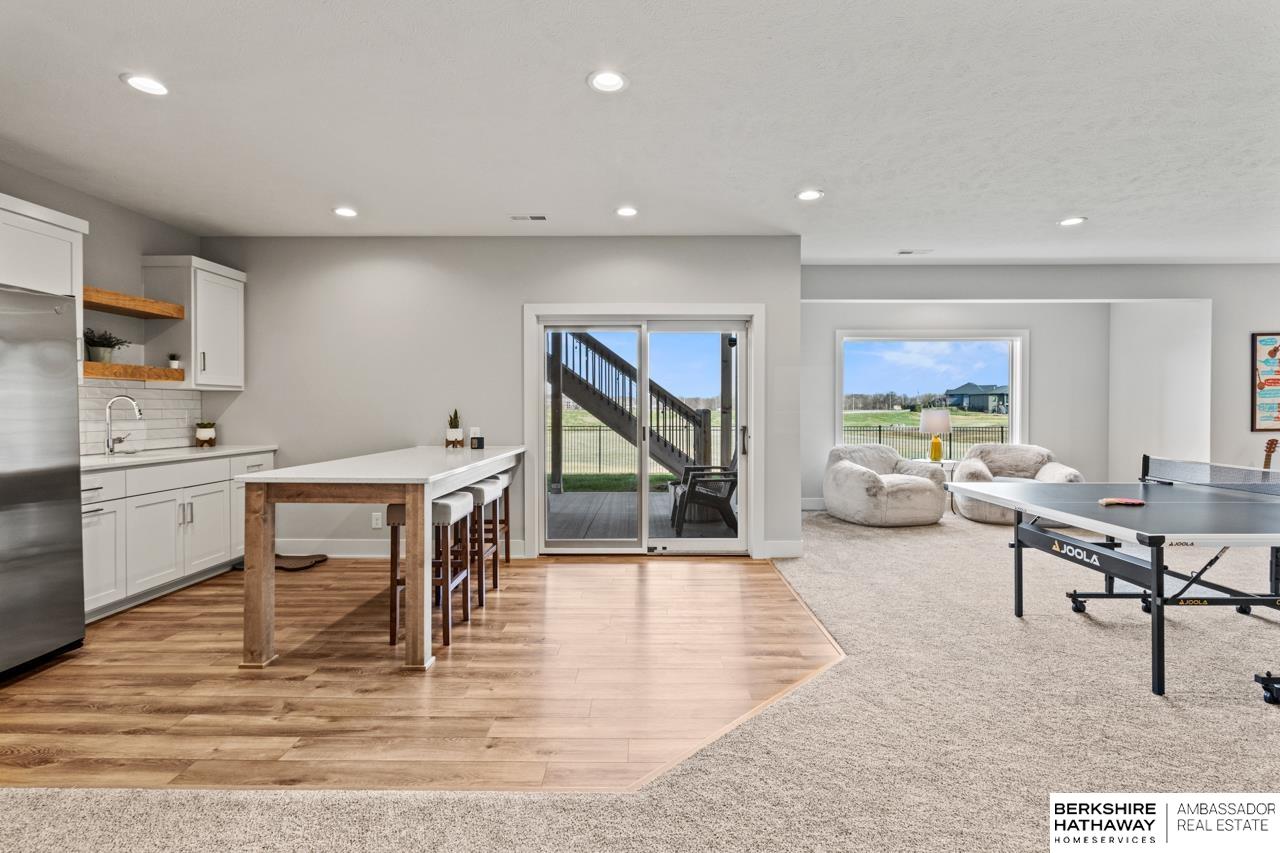 Papillion, Nebraska 68046, United States, 5 Bedrooms Bedrooms, ,3 BathroomsBathrooms,Residential,Pending,102573