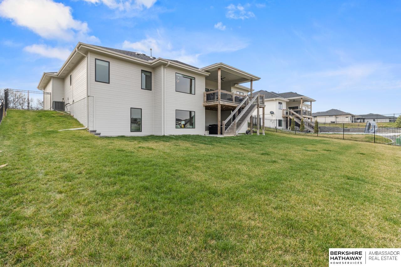 Papillion, Nebraska 68046, United States, 5 Bedrooms Bedrooms, ,3 BathroomsBathrooms,Residential,Pending,102573